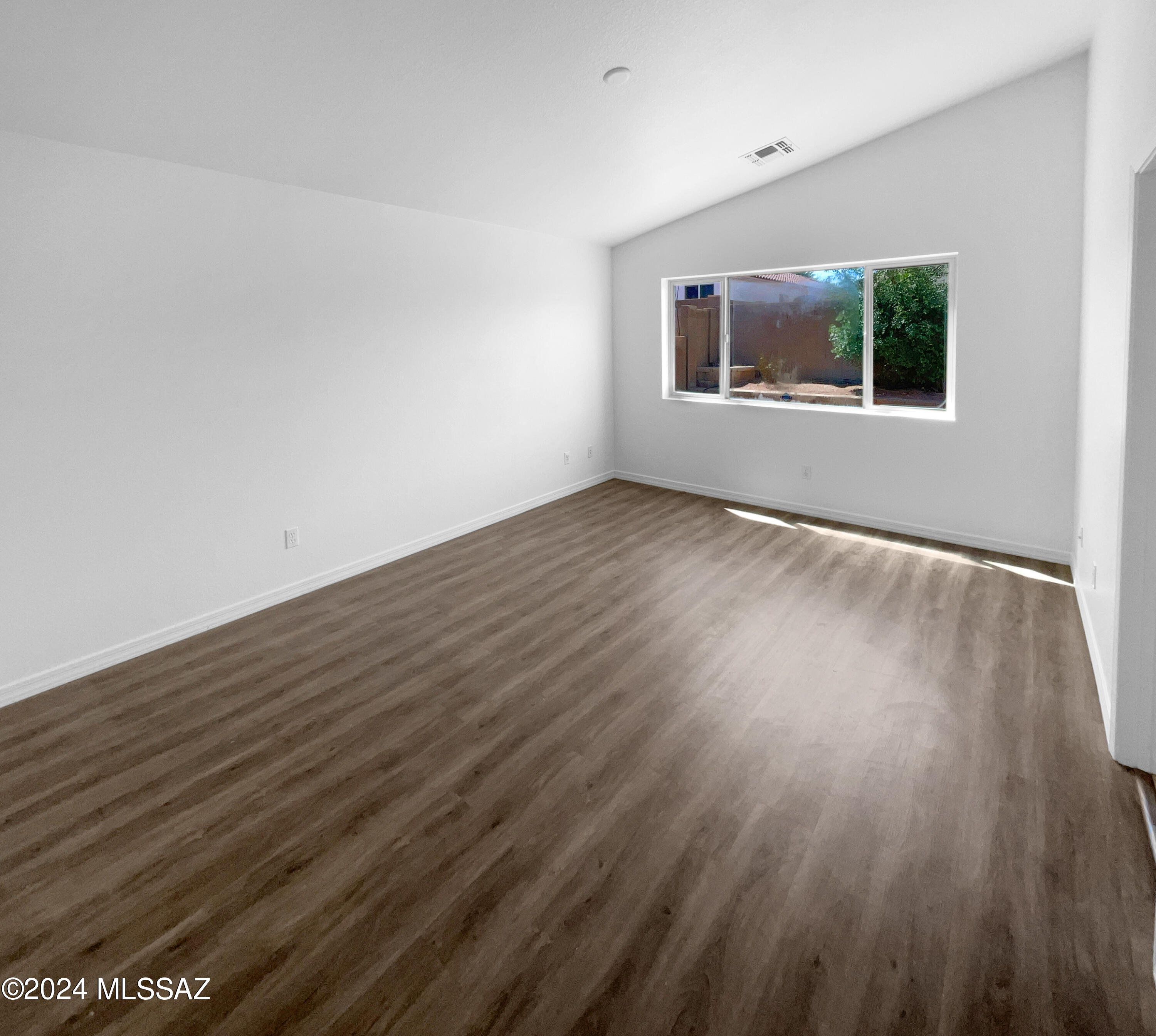 Serenata (1-98) - Residential