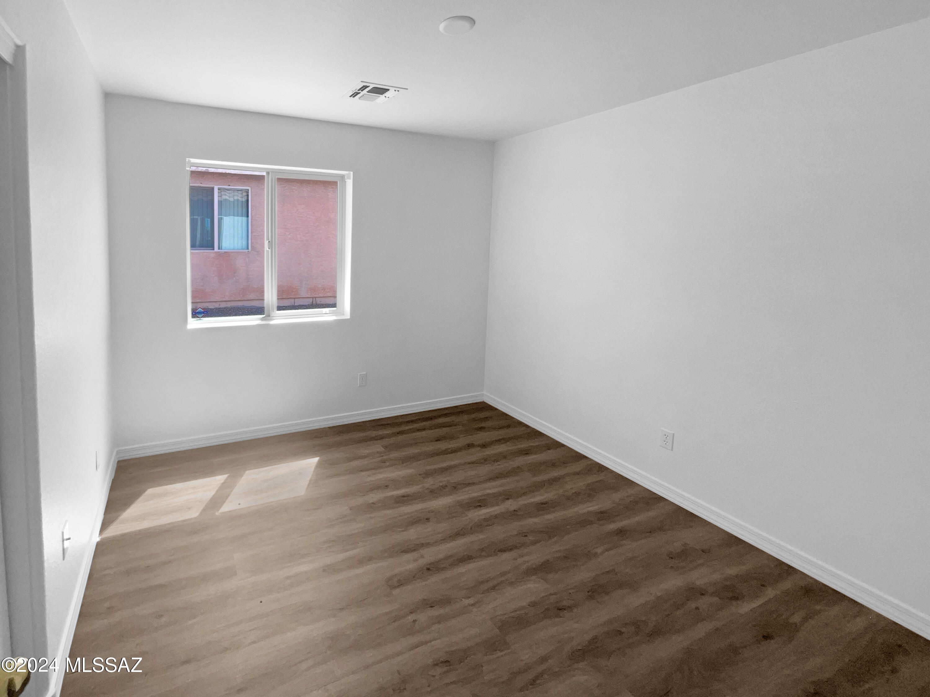 Serenata (1-98) - Residential