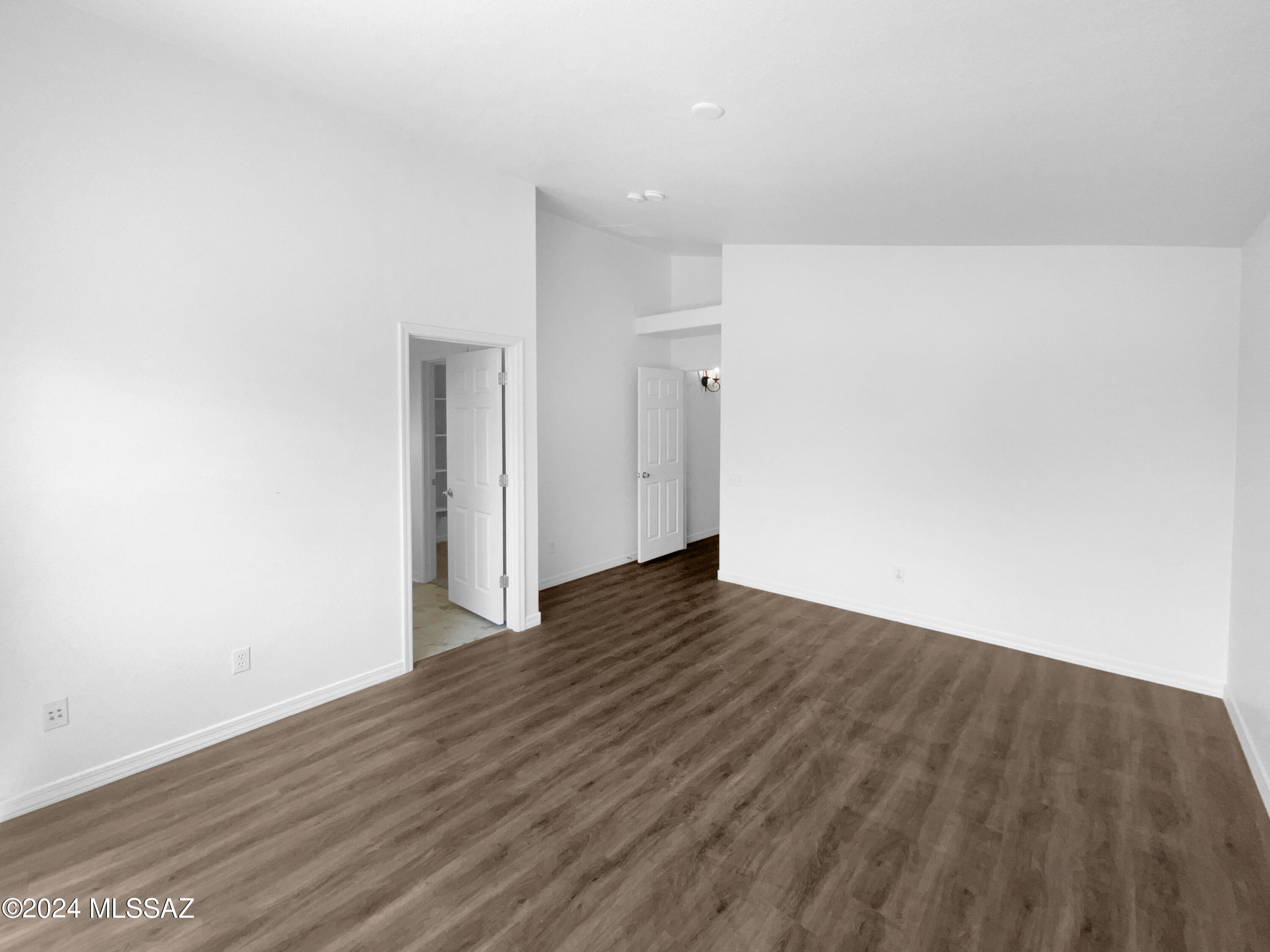 Serenata (1-98) - Residential