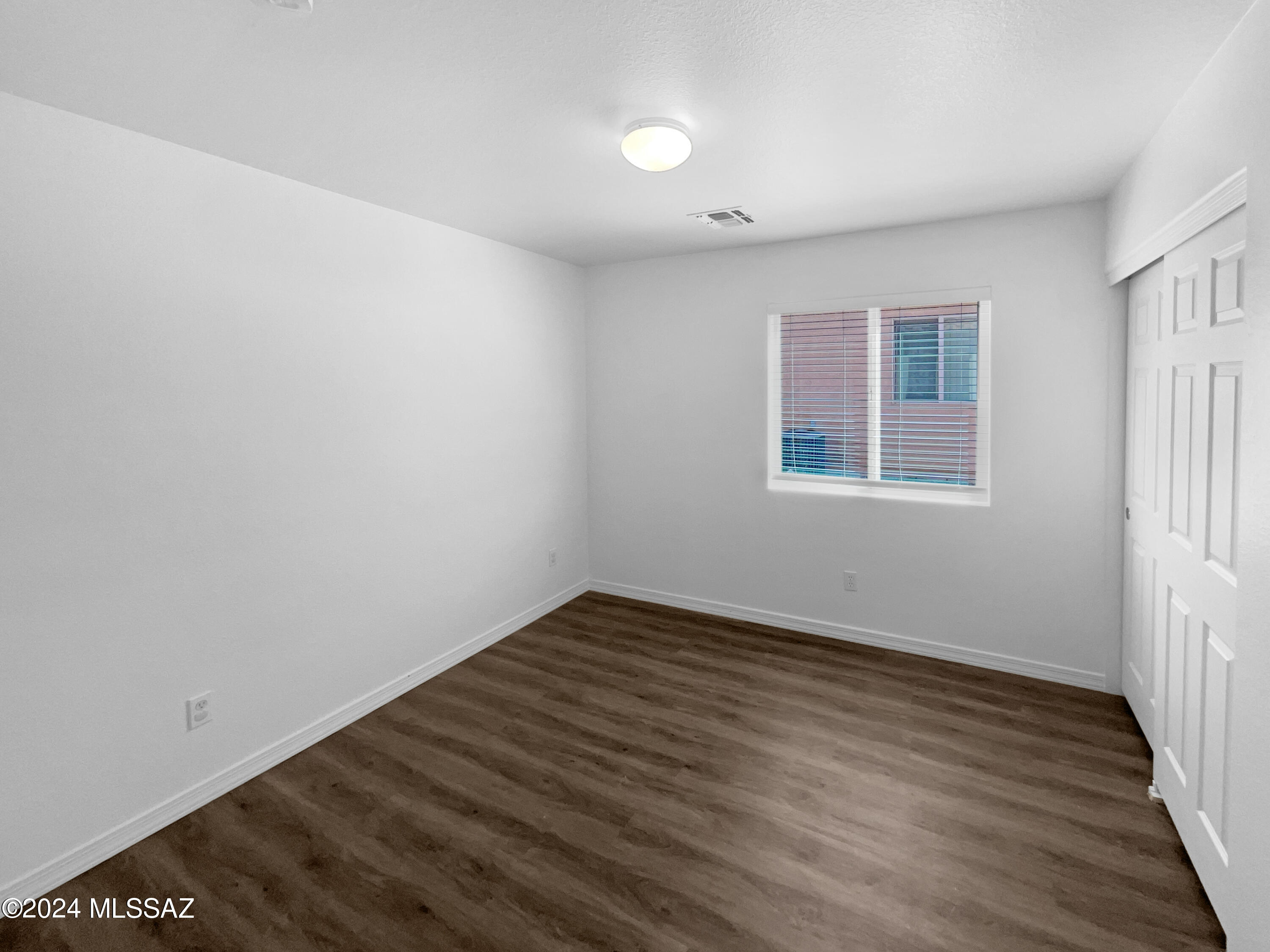 Serenata (1-98) - Residential