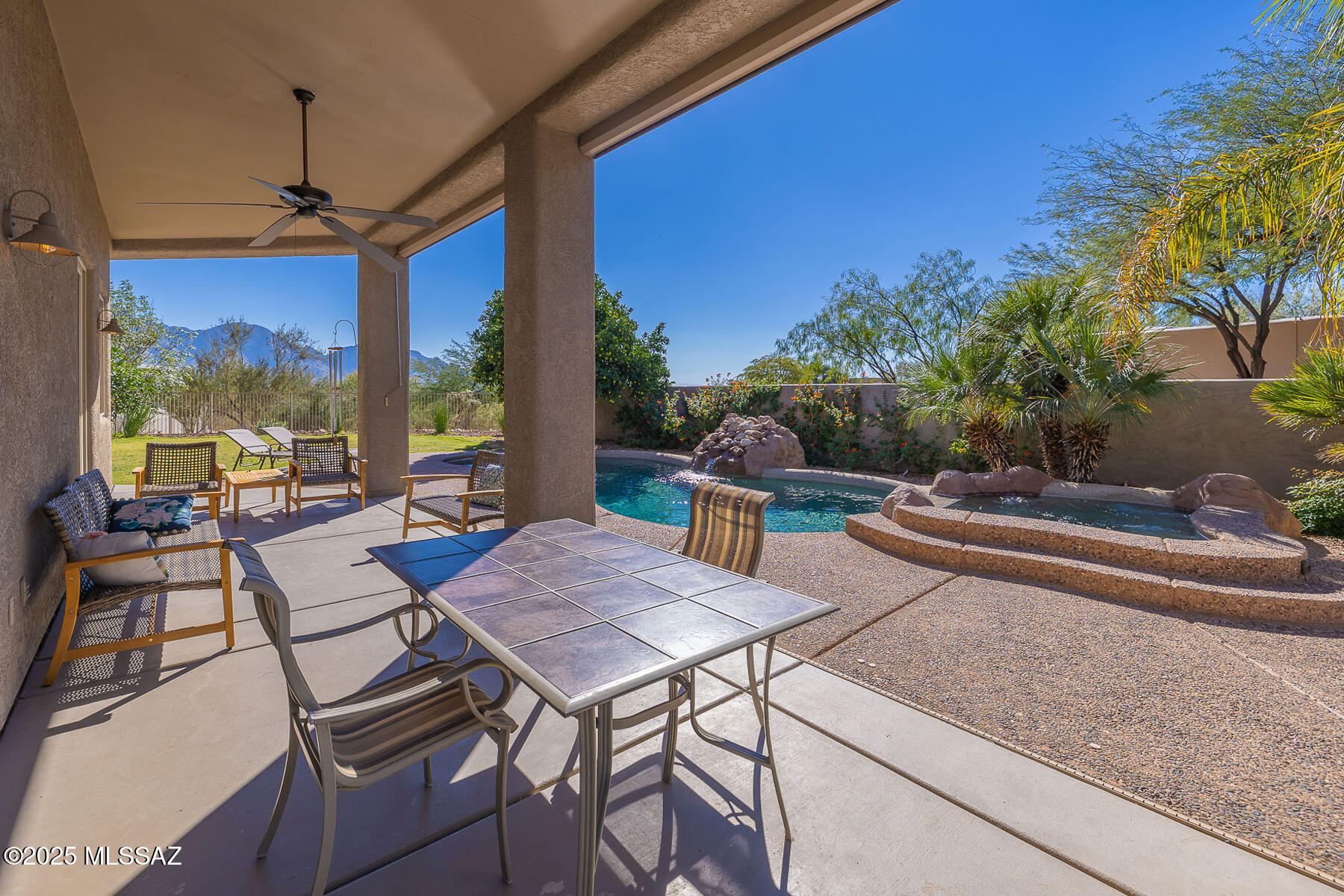 13665 N Placita Montanas De Oro