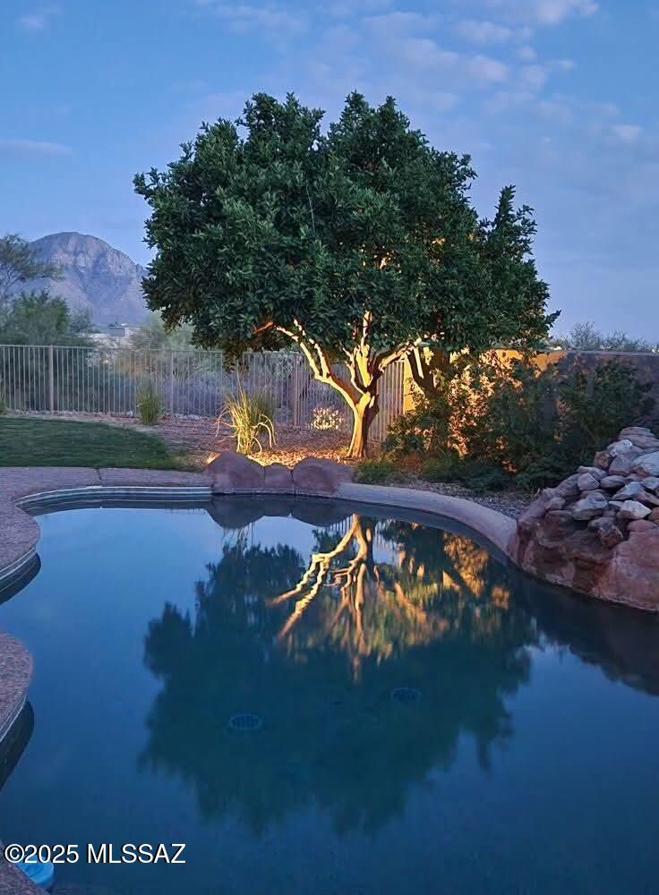 13665 N Placita Montanas De Oro