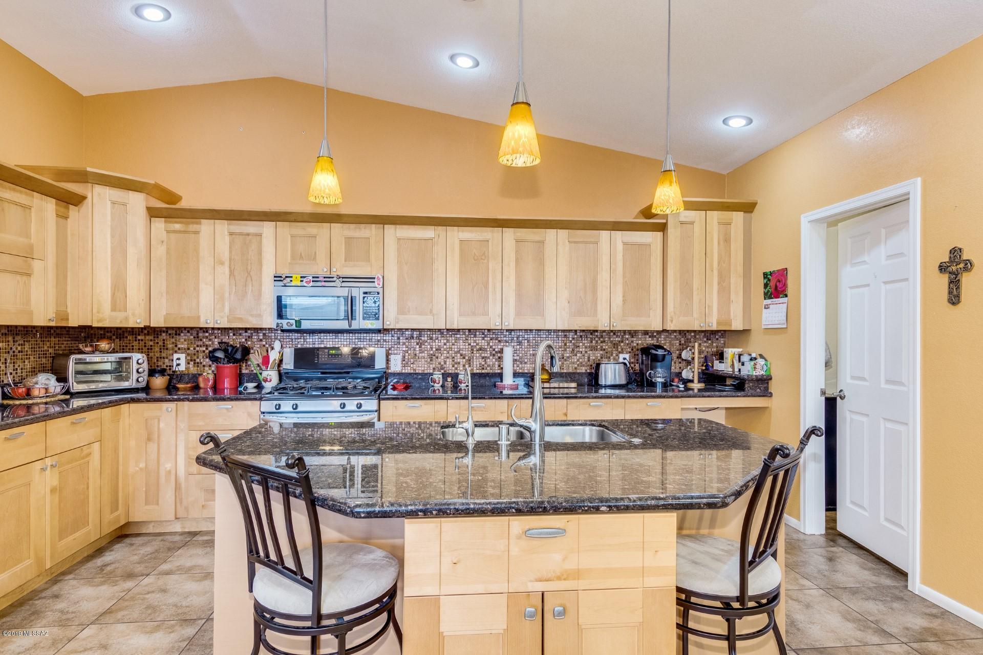 Lincoln Ridge (1-207) - Residential