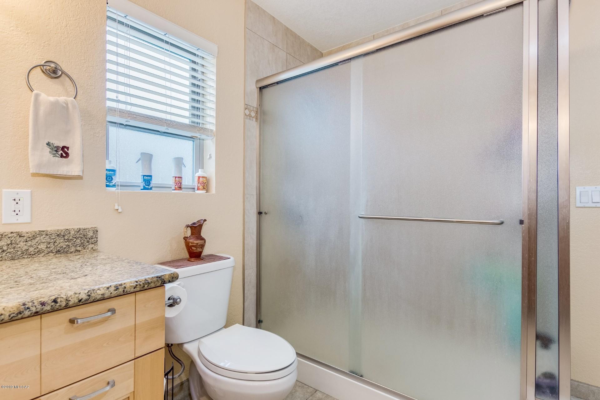Lincoln Ridge (1-207) - Residential