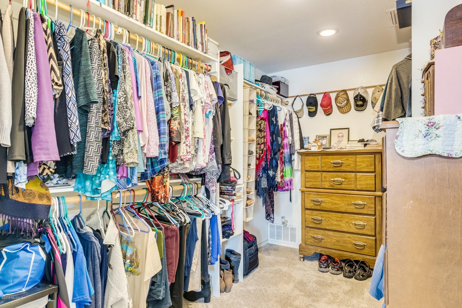 Lincoln Ridge (1-207) - Residential