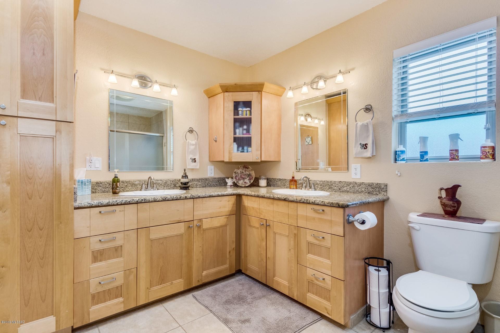 Lincoln Ridge (1-207) - Residential