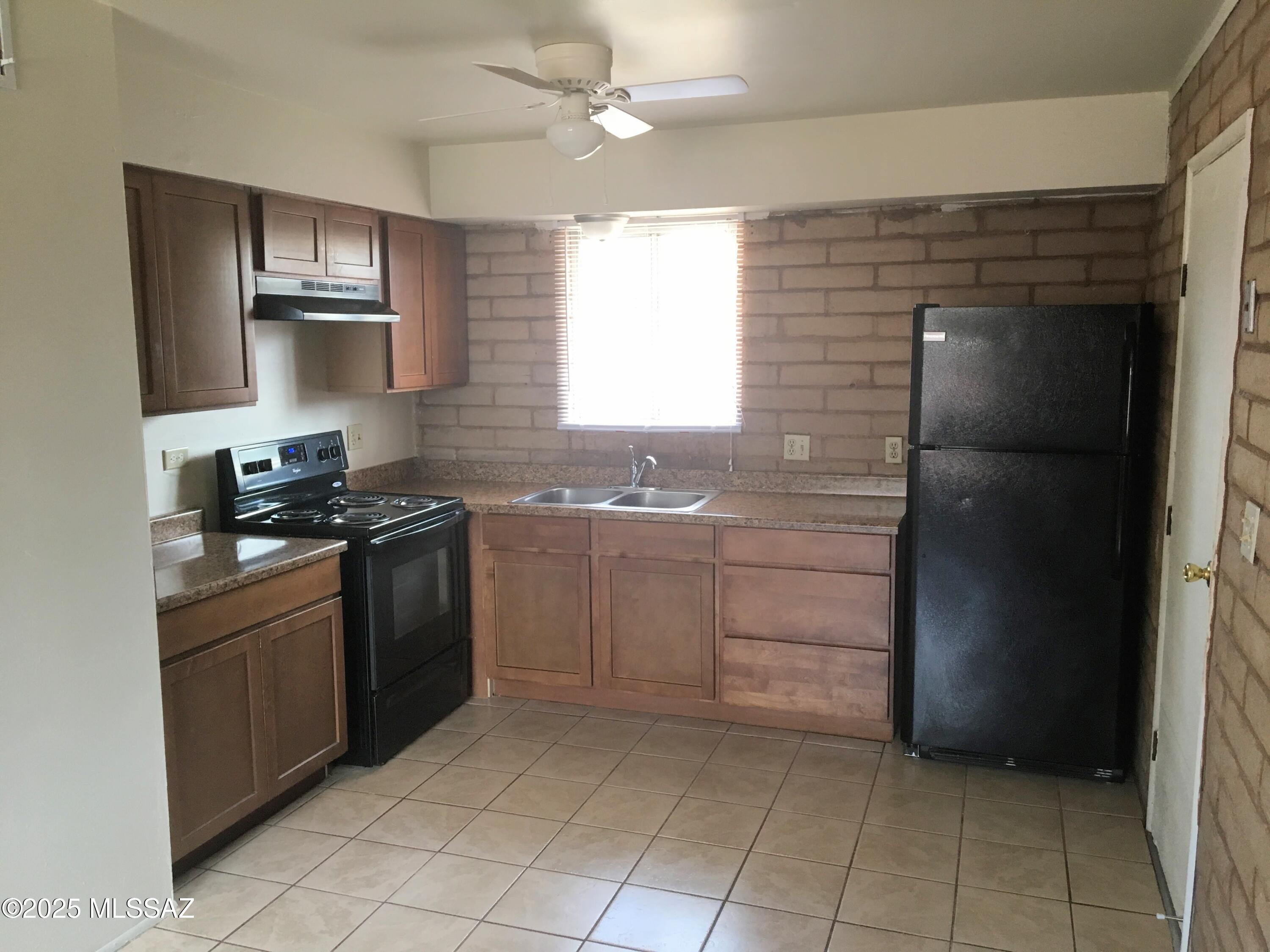 426 E Navajo Road