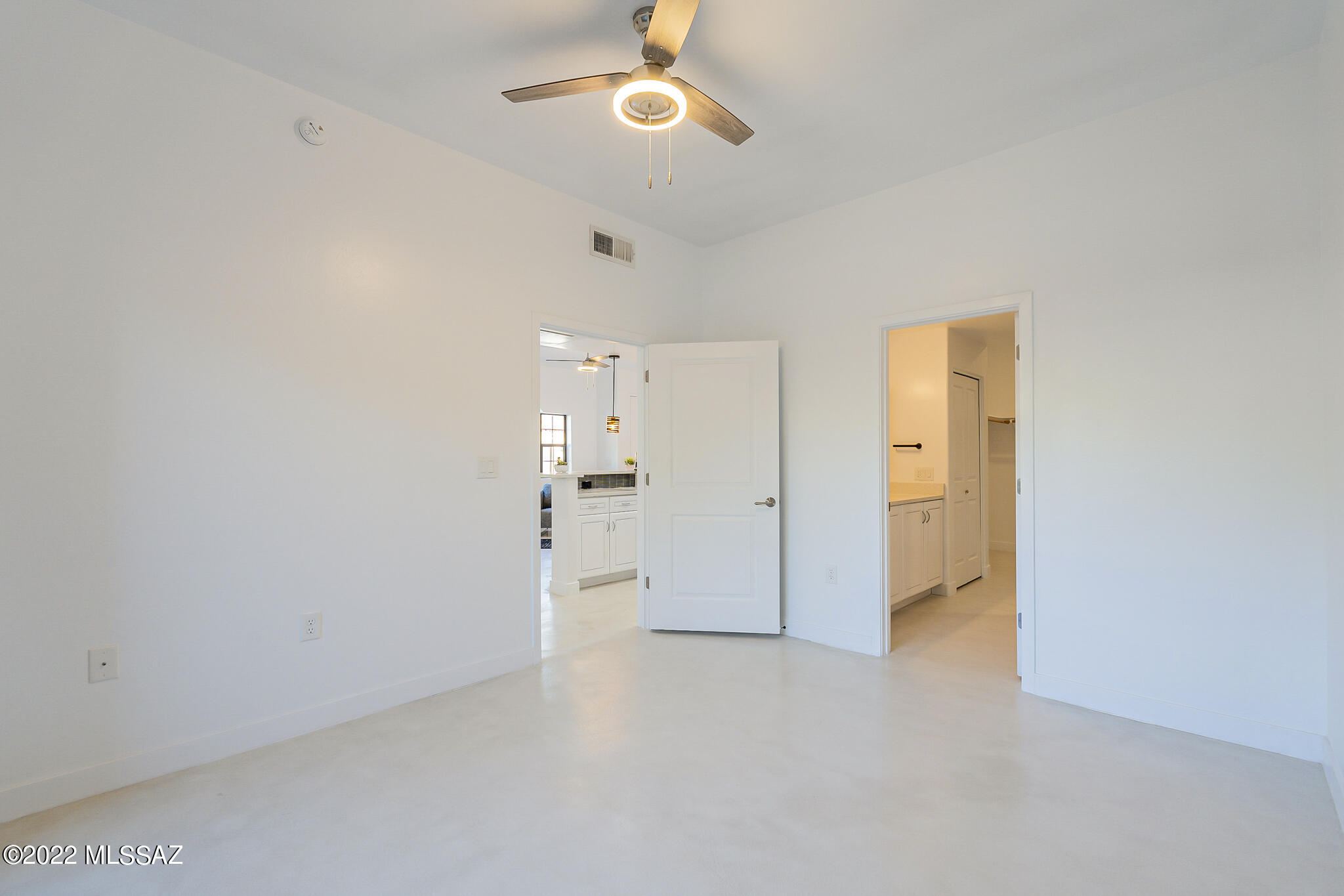 Placita Escondida Bldgs 18-20 Units 1-204 - Residential