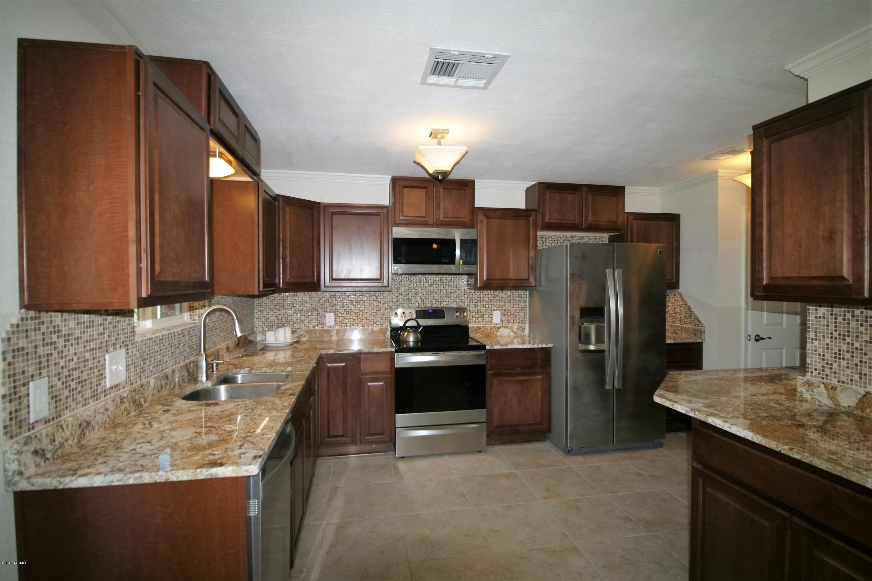 Pantano Ridge Estates - Residential