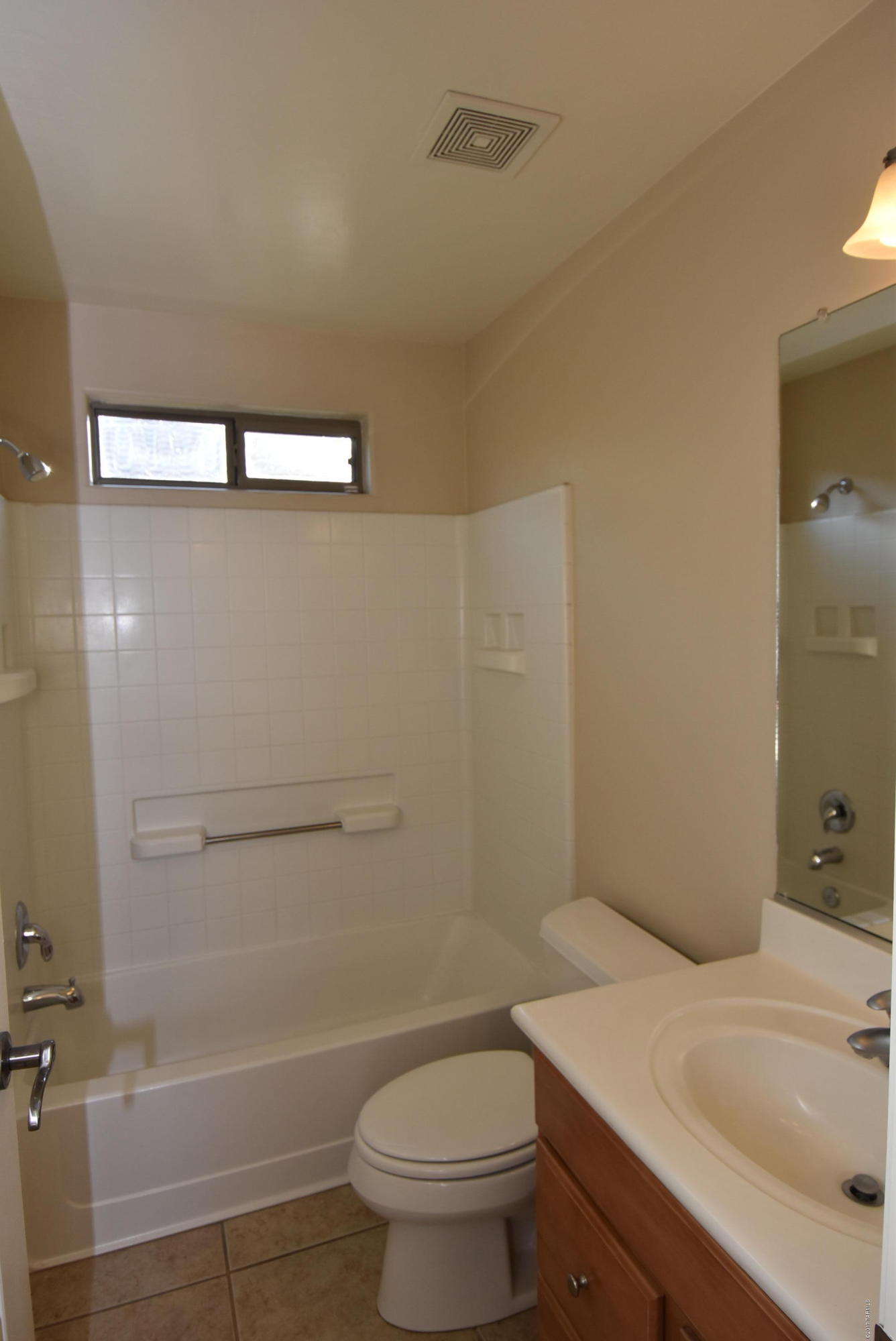Colina De Oro (1-138) - Residential Lease