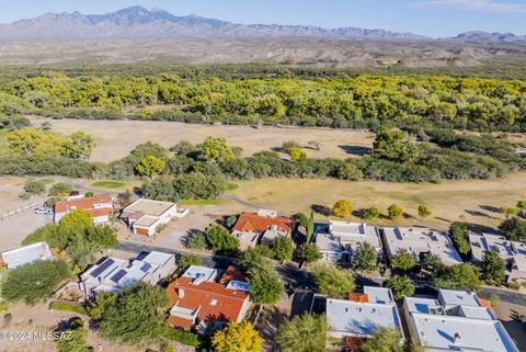 A home in Tubac