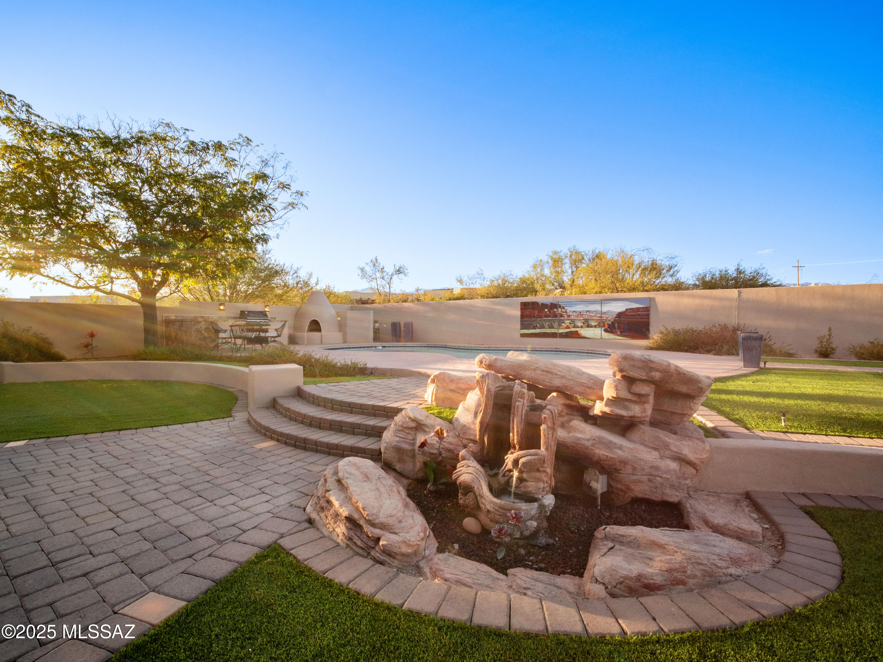 2480 Winding Place