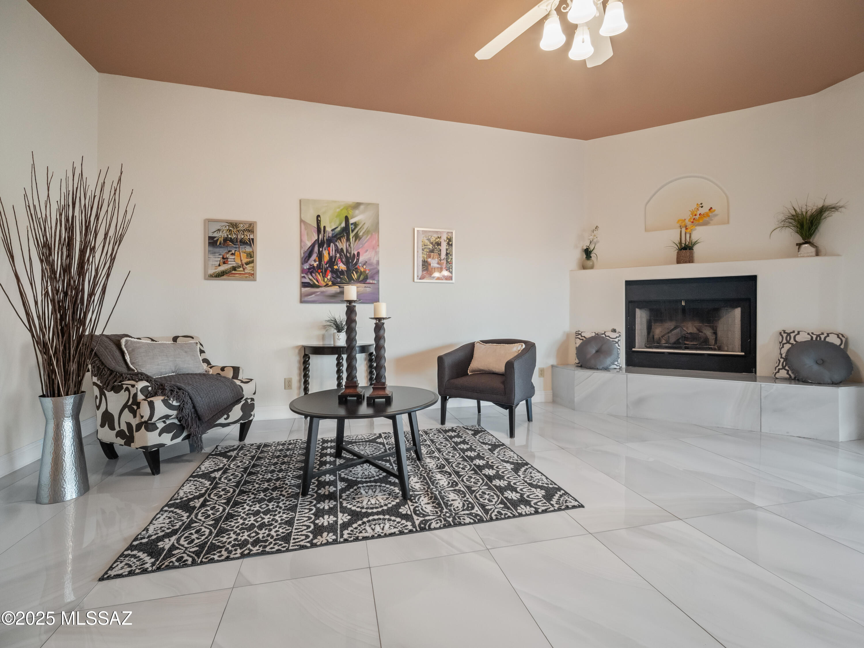 2480 Winding Place