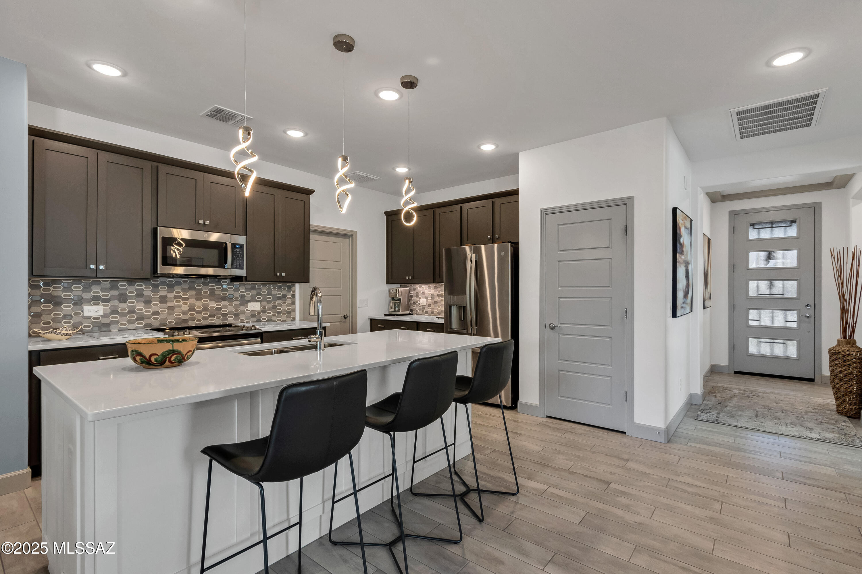 1618 E Horned Lark Drive