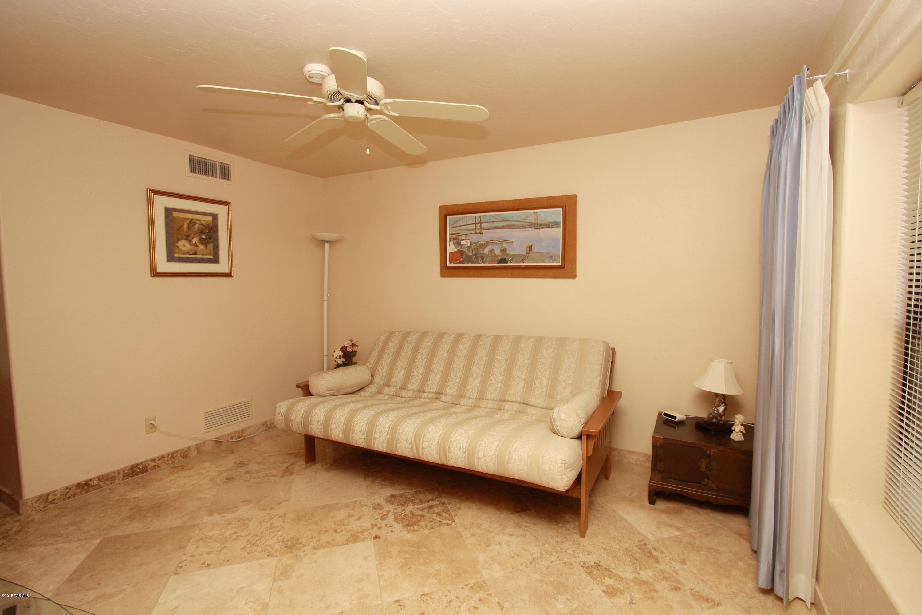Sin Vacas (1-127 & 129-235) - Residential Lease