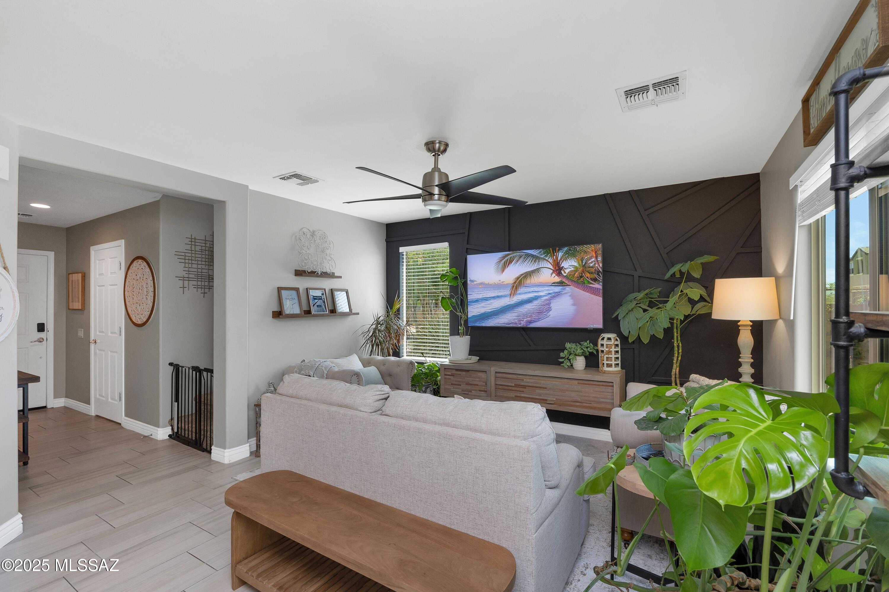 6070 S Hawks Hollow Court