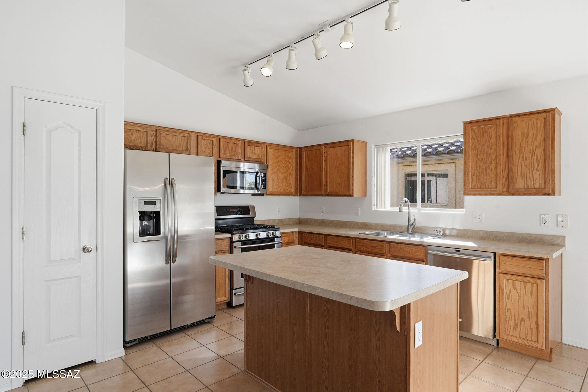 39642 S Old Arena Drive