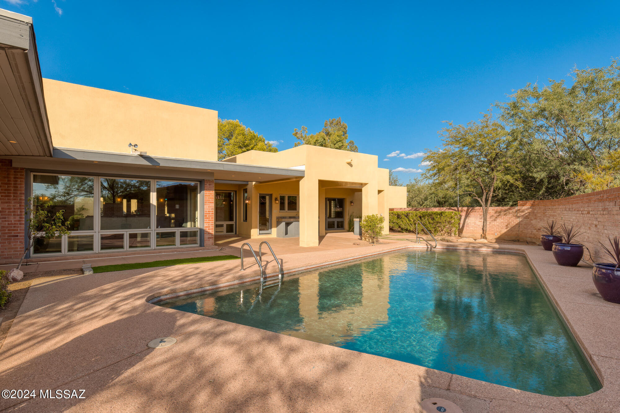Colonia Solana - Residential