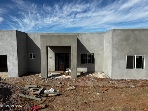 A home in Rio Rico