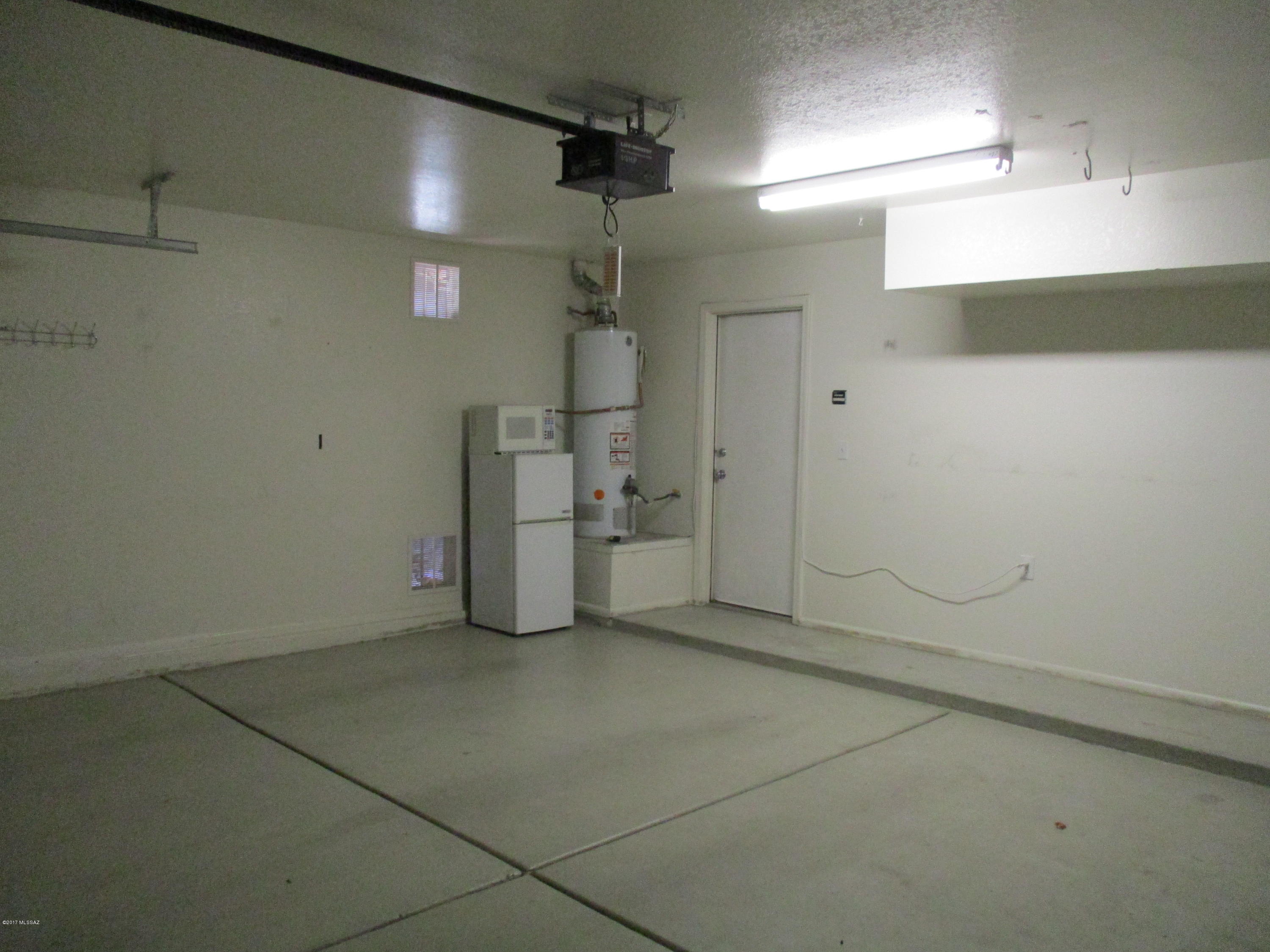 Silver Pass PH. II (277-395) - Residential Lease