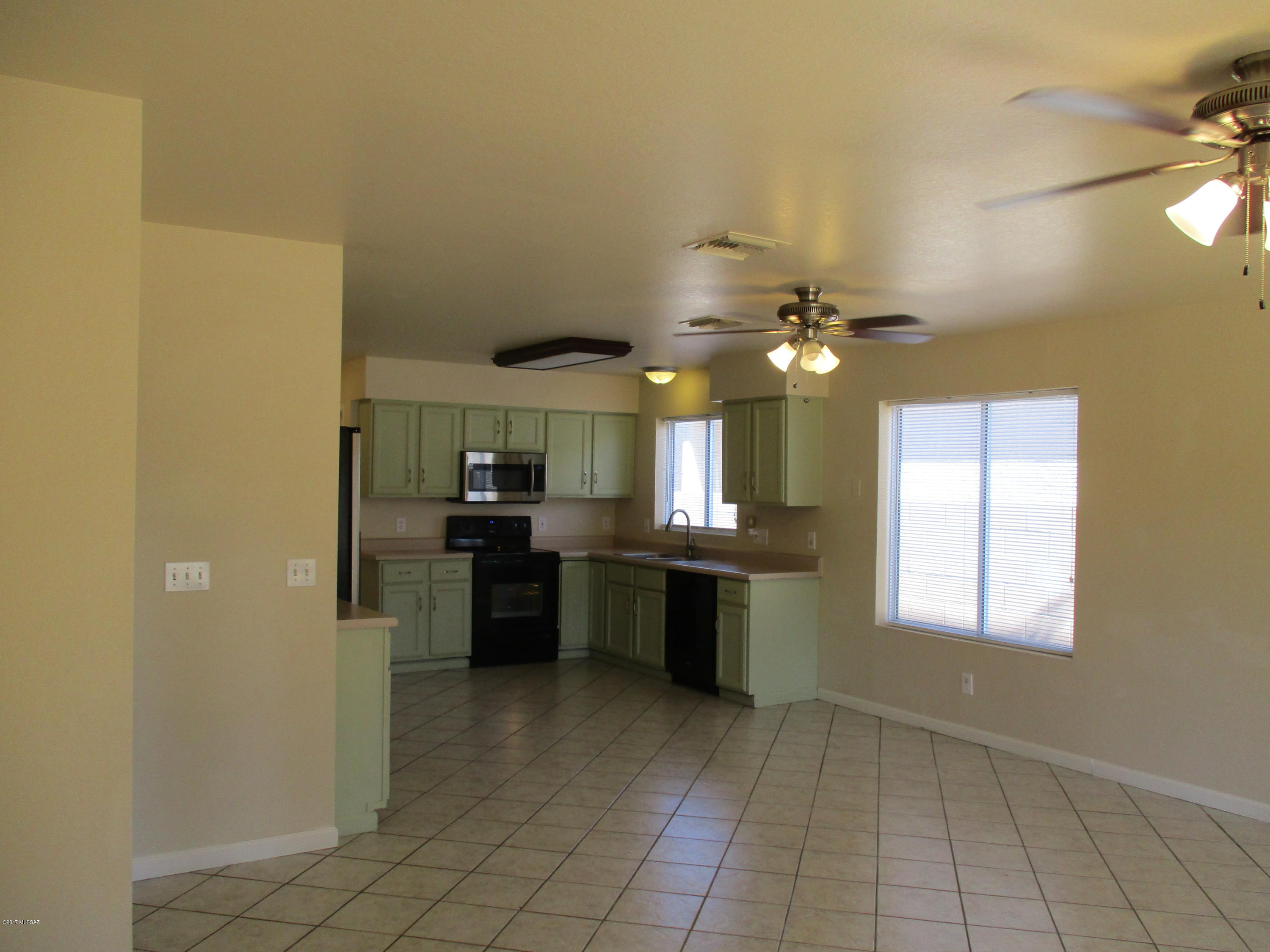 Silver Pass PH. II (277-395) - Residential Lease