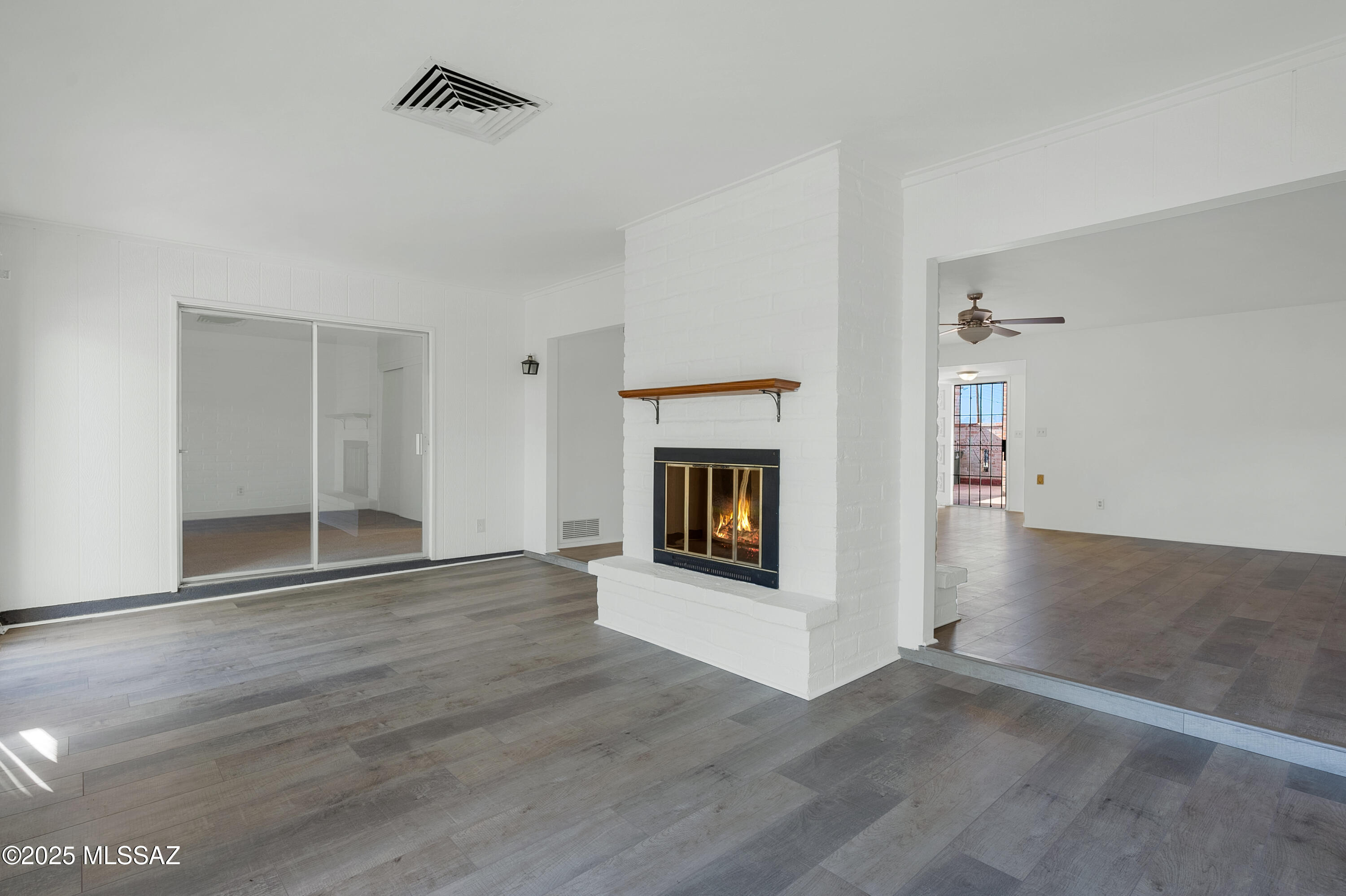 4206 N Limberlost Place