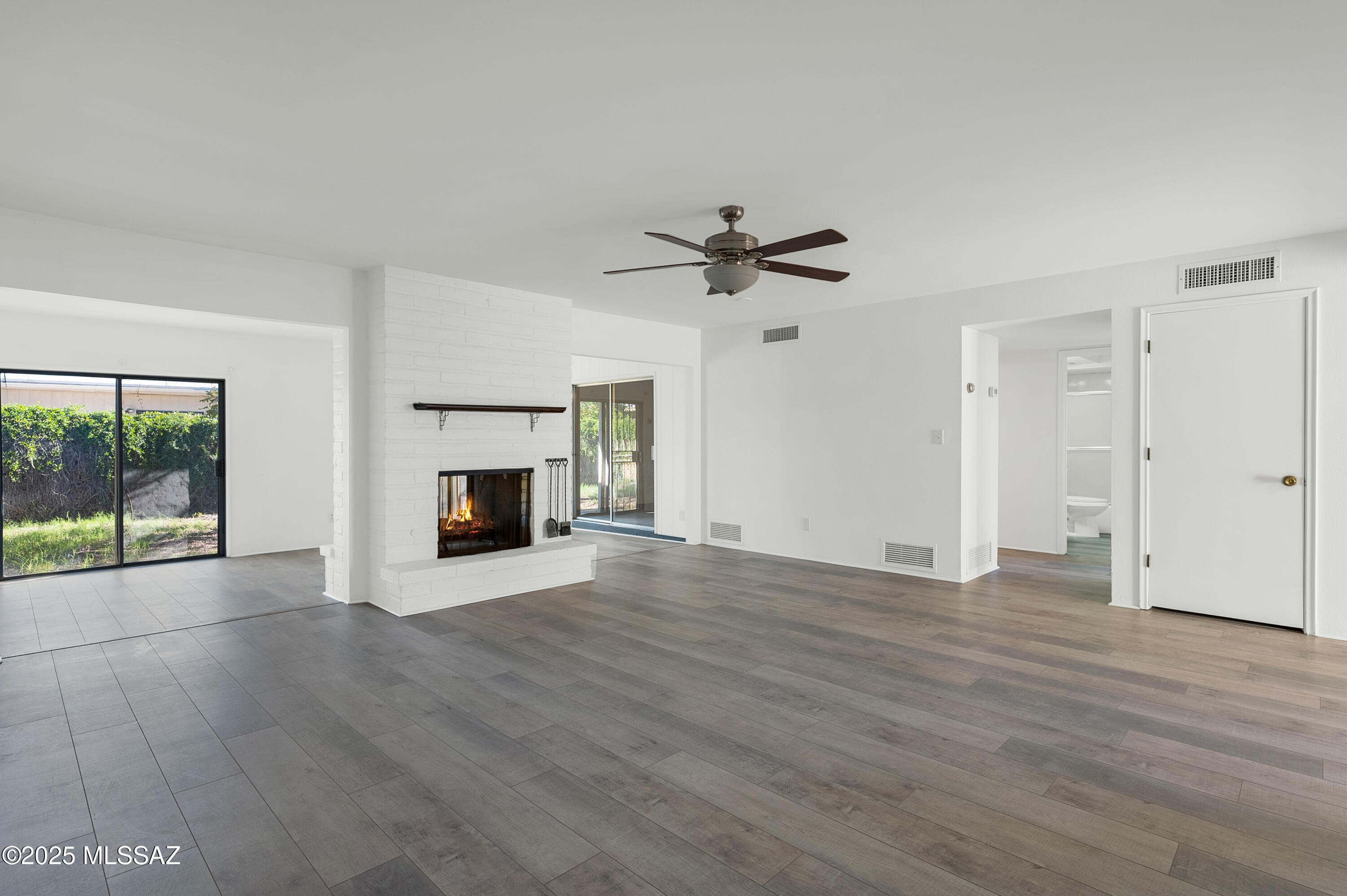 4206 N Limberlost Place