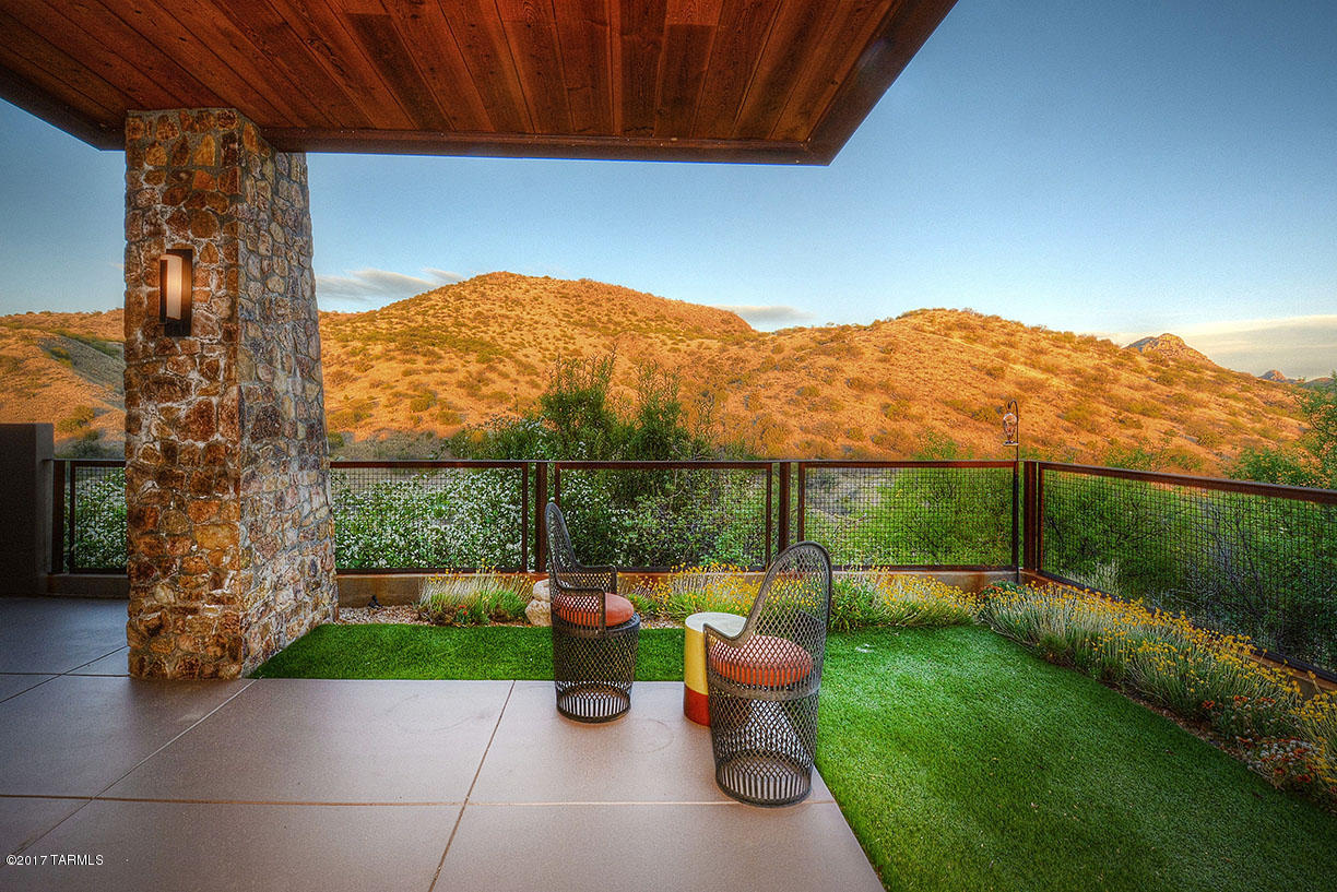 Rail X Ranch Est - Residential