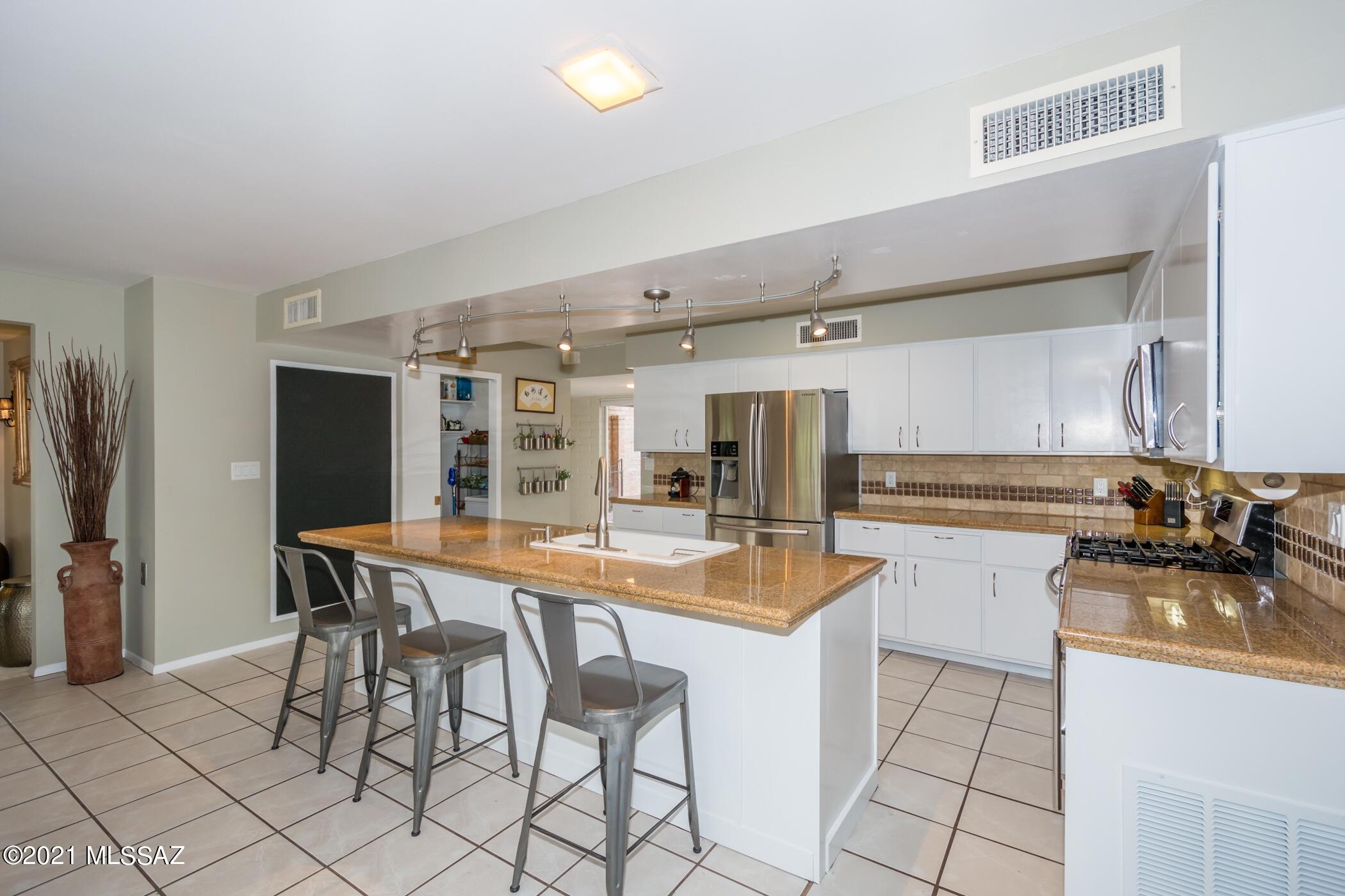 Catalina Foothills Estates NO. 7 (1-43) - Residential