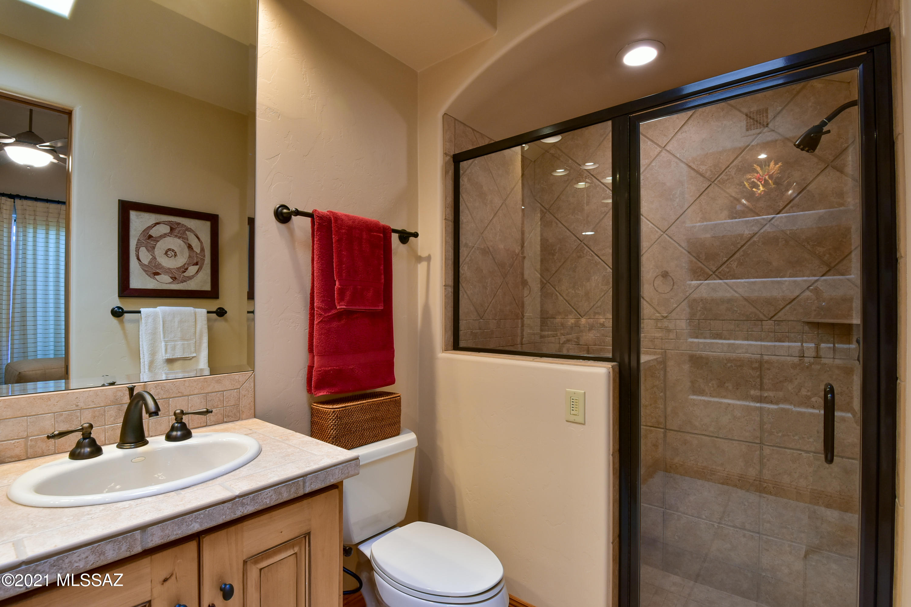 Honey Bee Ridge(The Estates At) - Residential