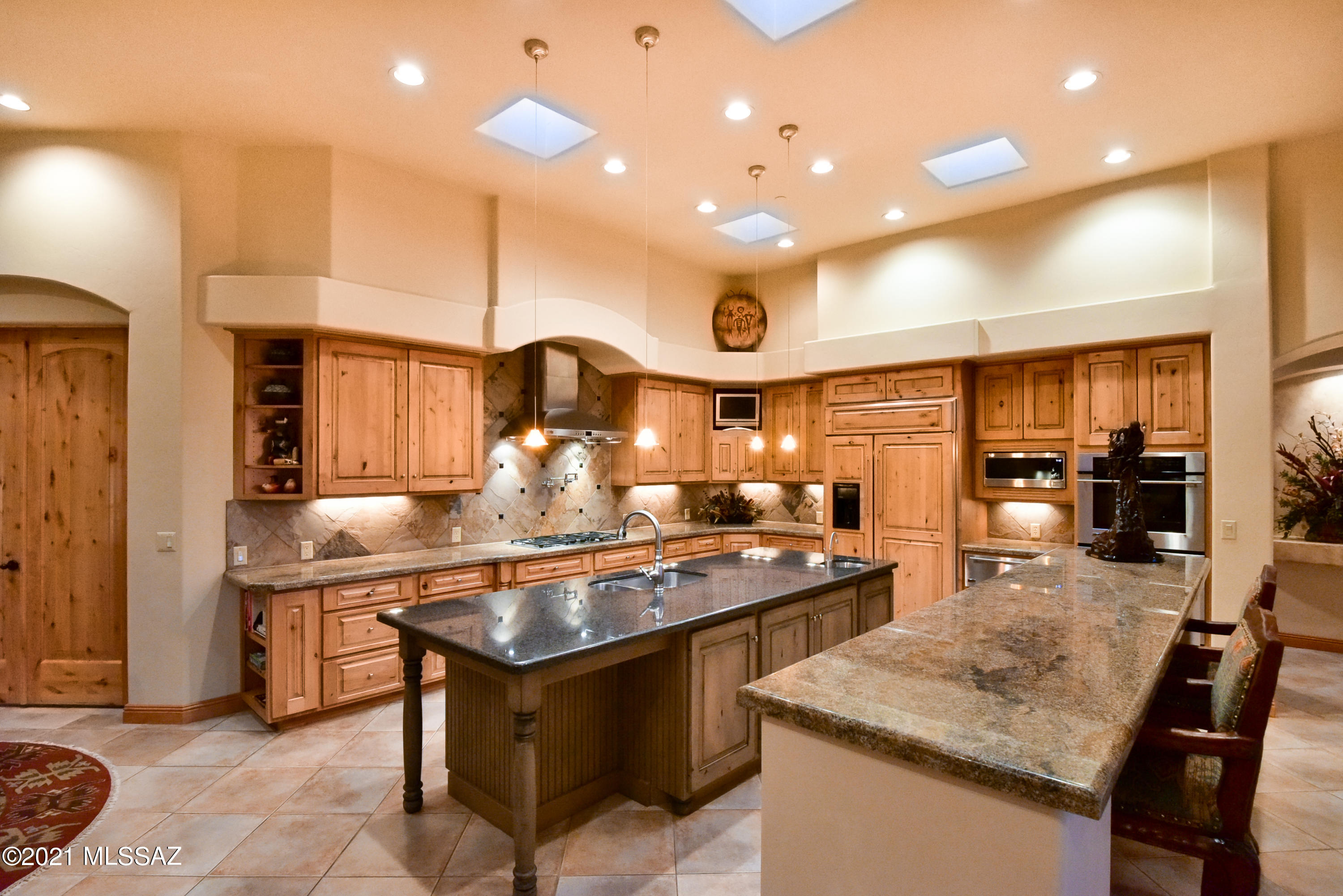 Honey Bee Ridge(The Estates At) - Residential