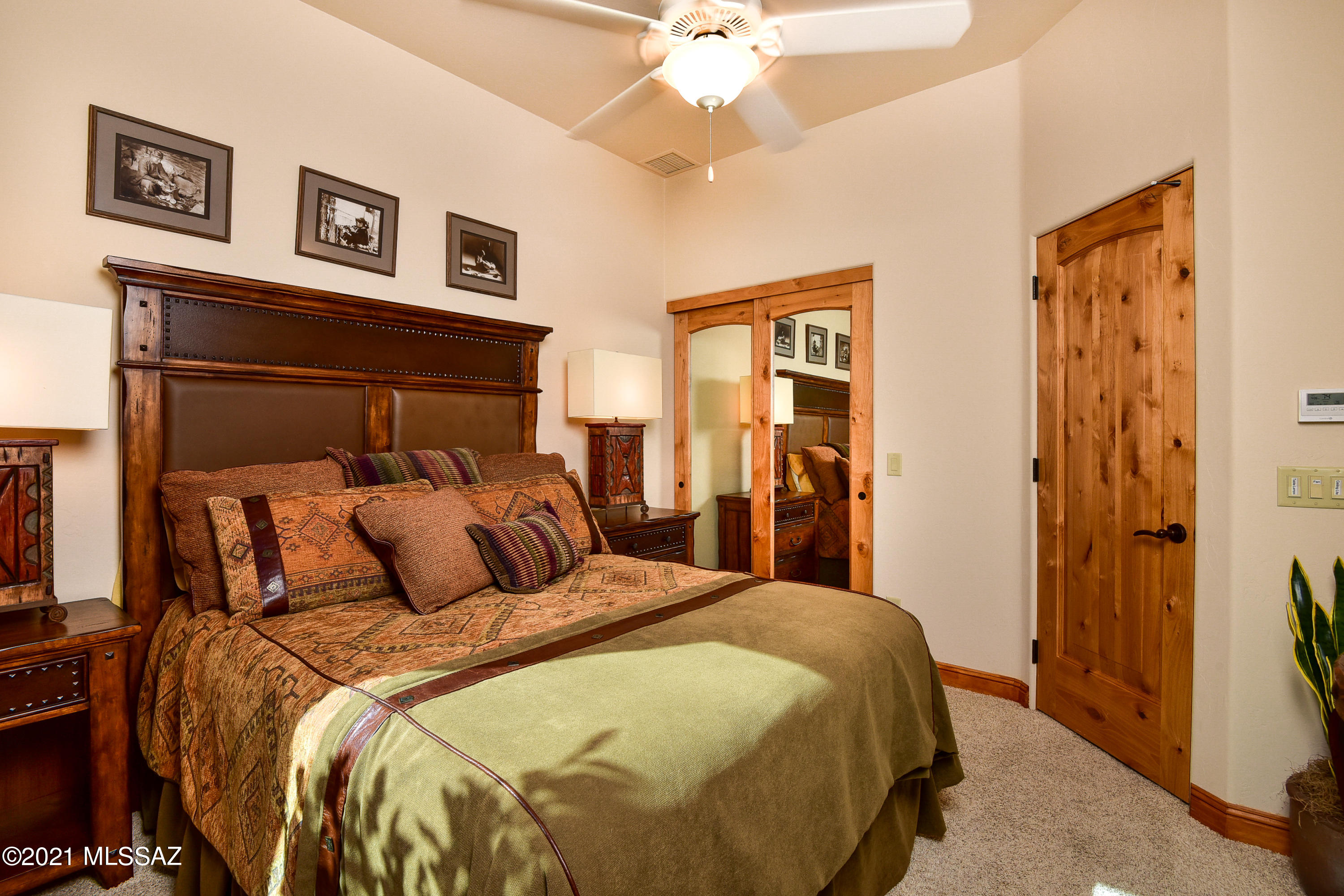 Honey Bee Ridge(The Estates At) - Residential