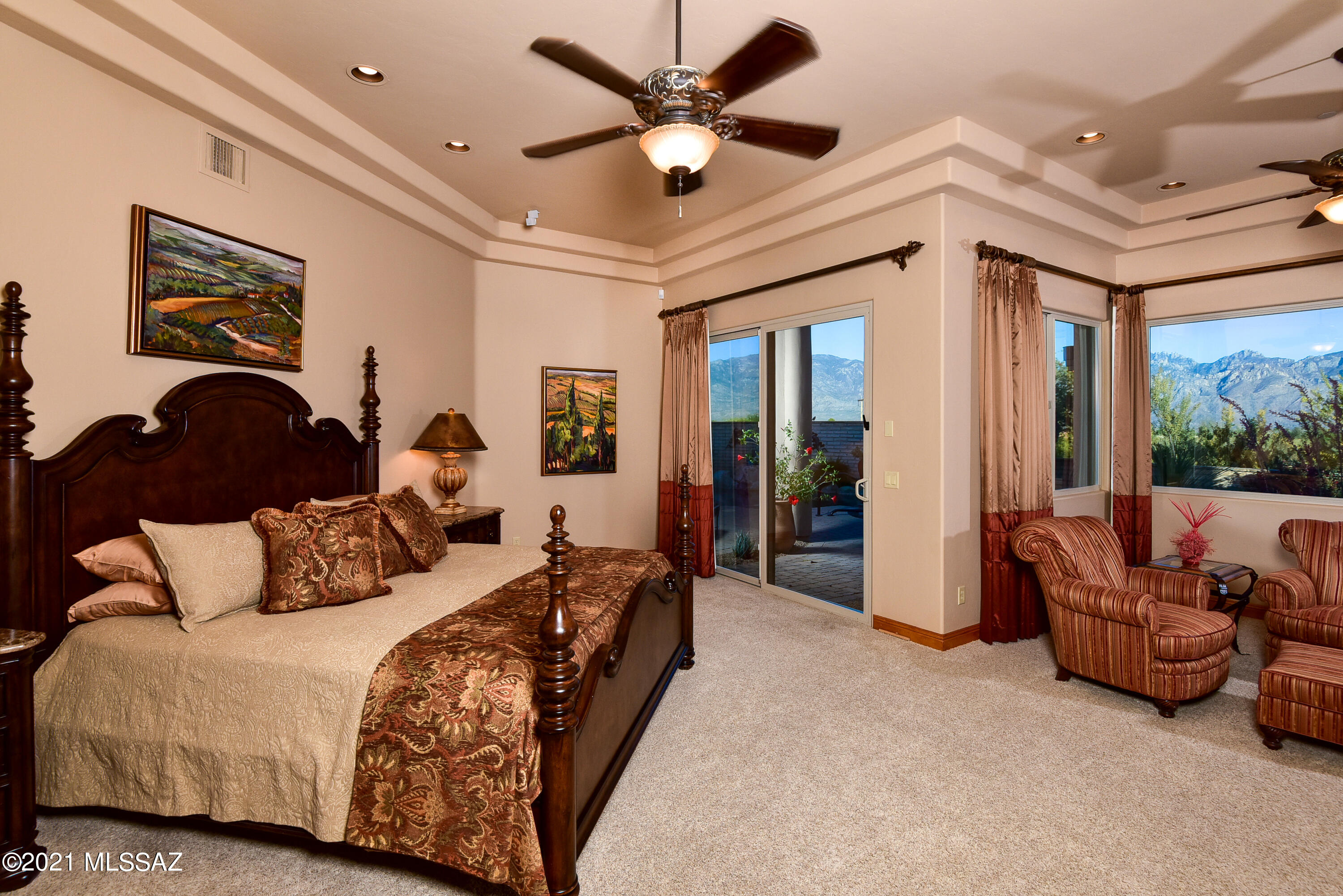 Honey Bee Ridge(The Estates At) - Residential