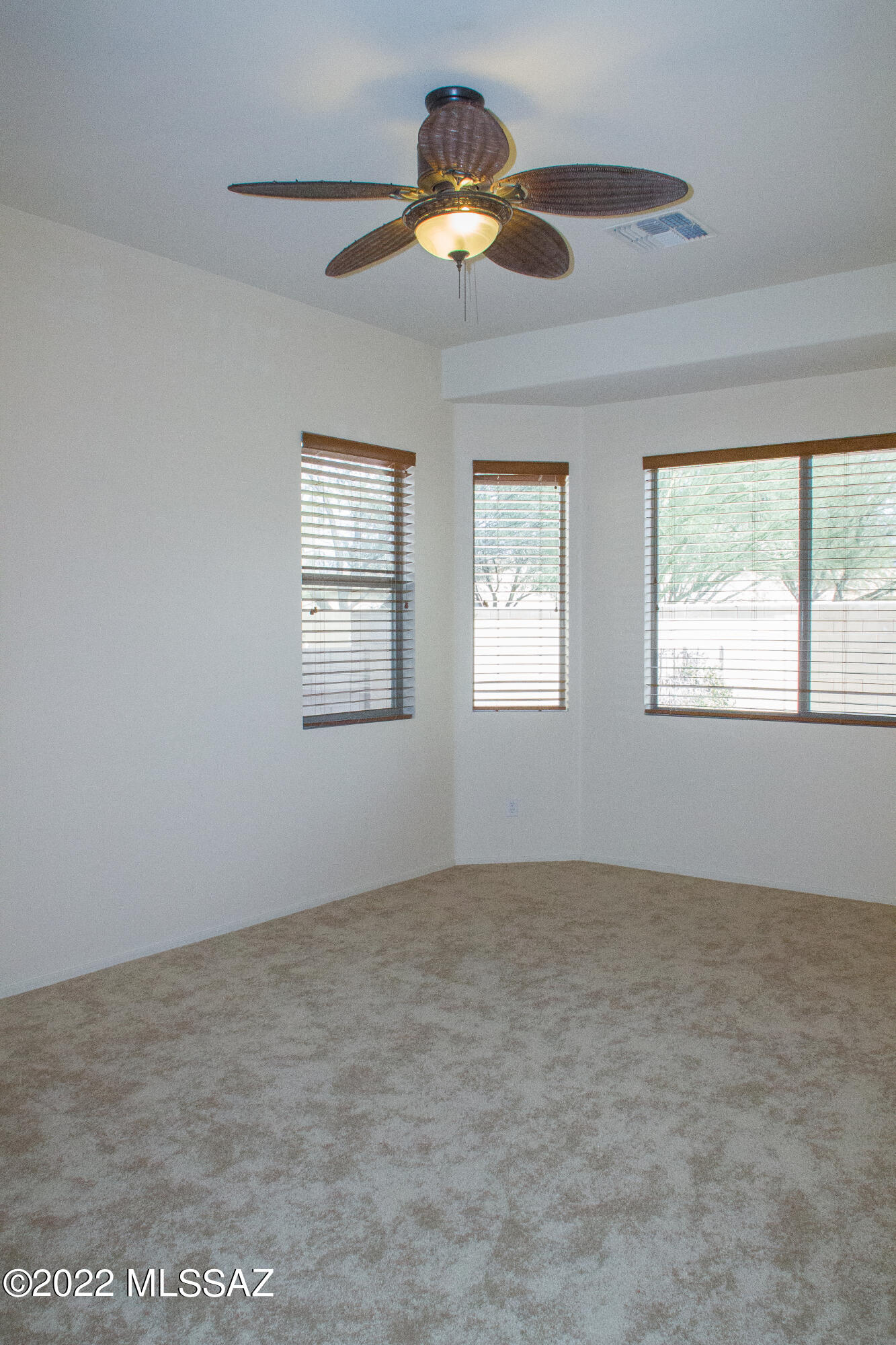 Somerset Canyon Neighborhood 10, Par. X,Y - Residential Lease
