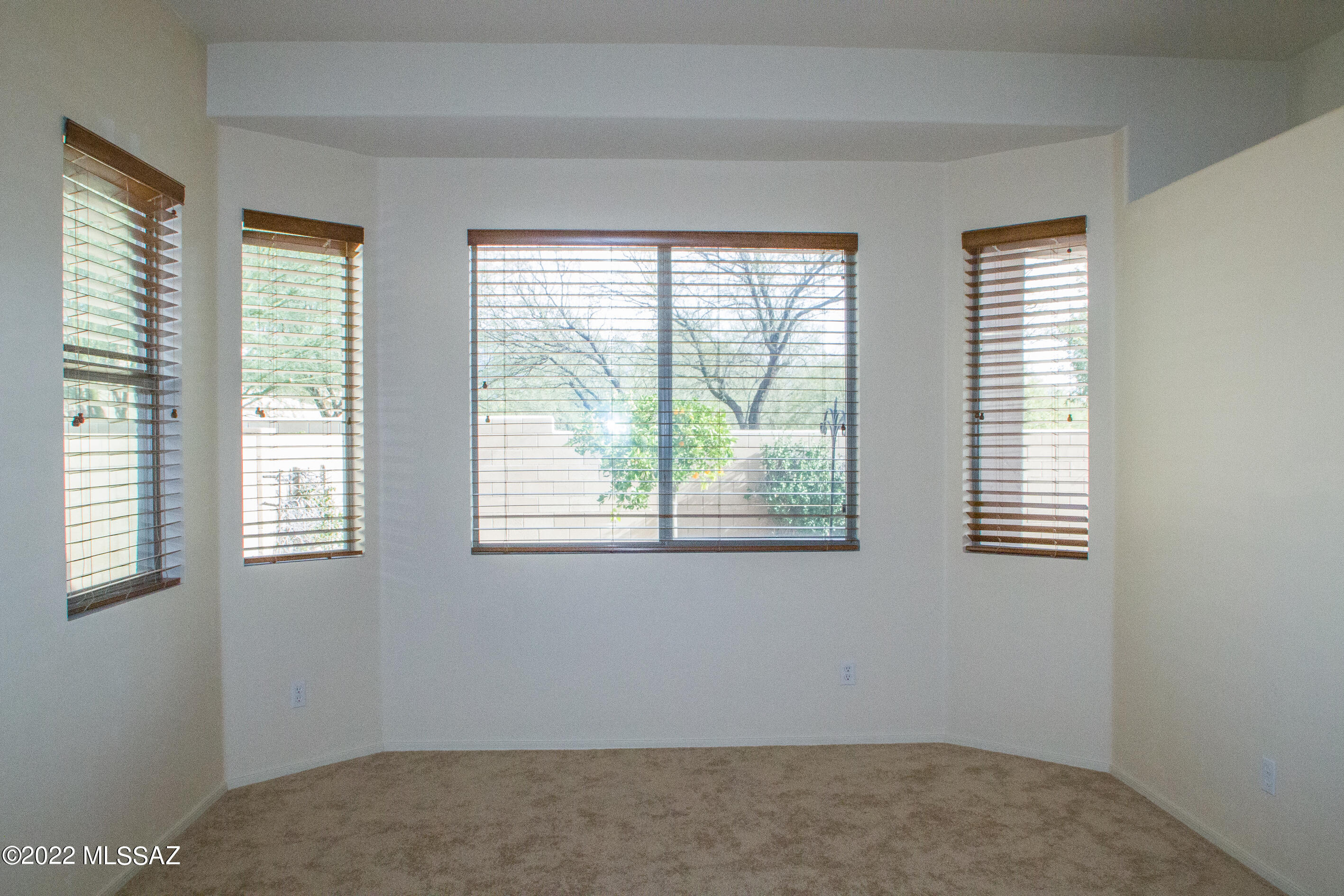 Somerset Canyon Neighborhood 10, Par. X,Y - Residential Lease