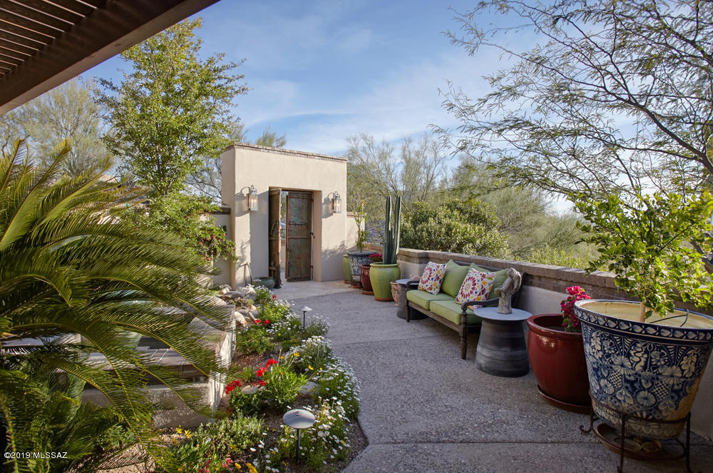 Village On Hacienda Del Sol - Residential