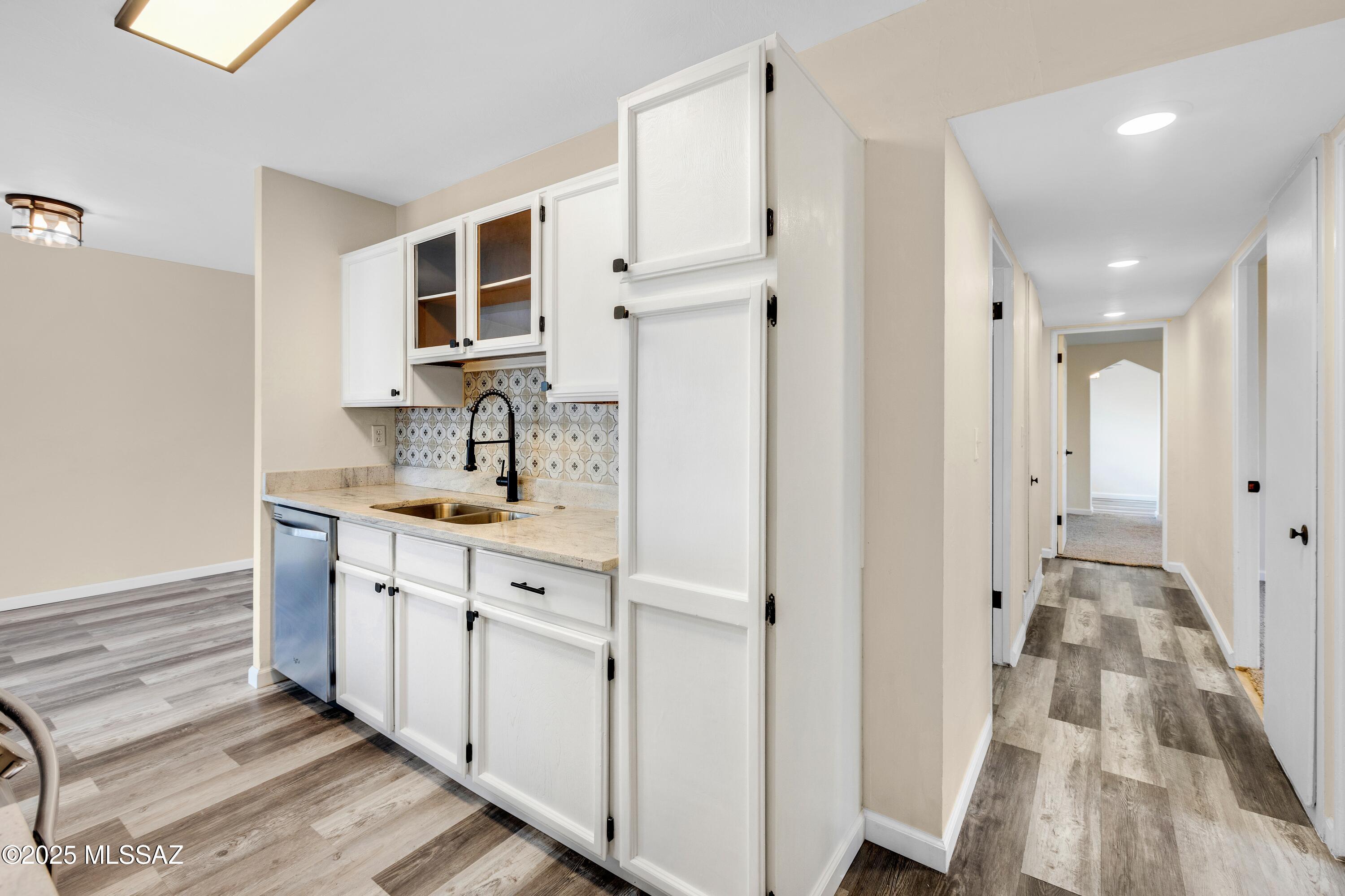 Valentine Terrace - Residential