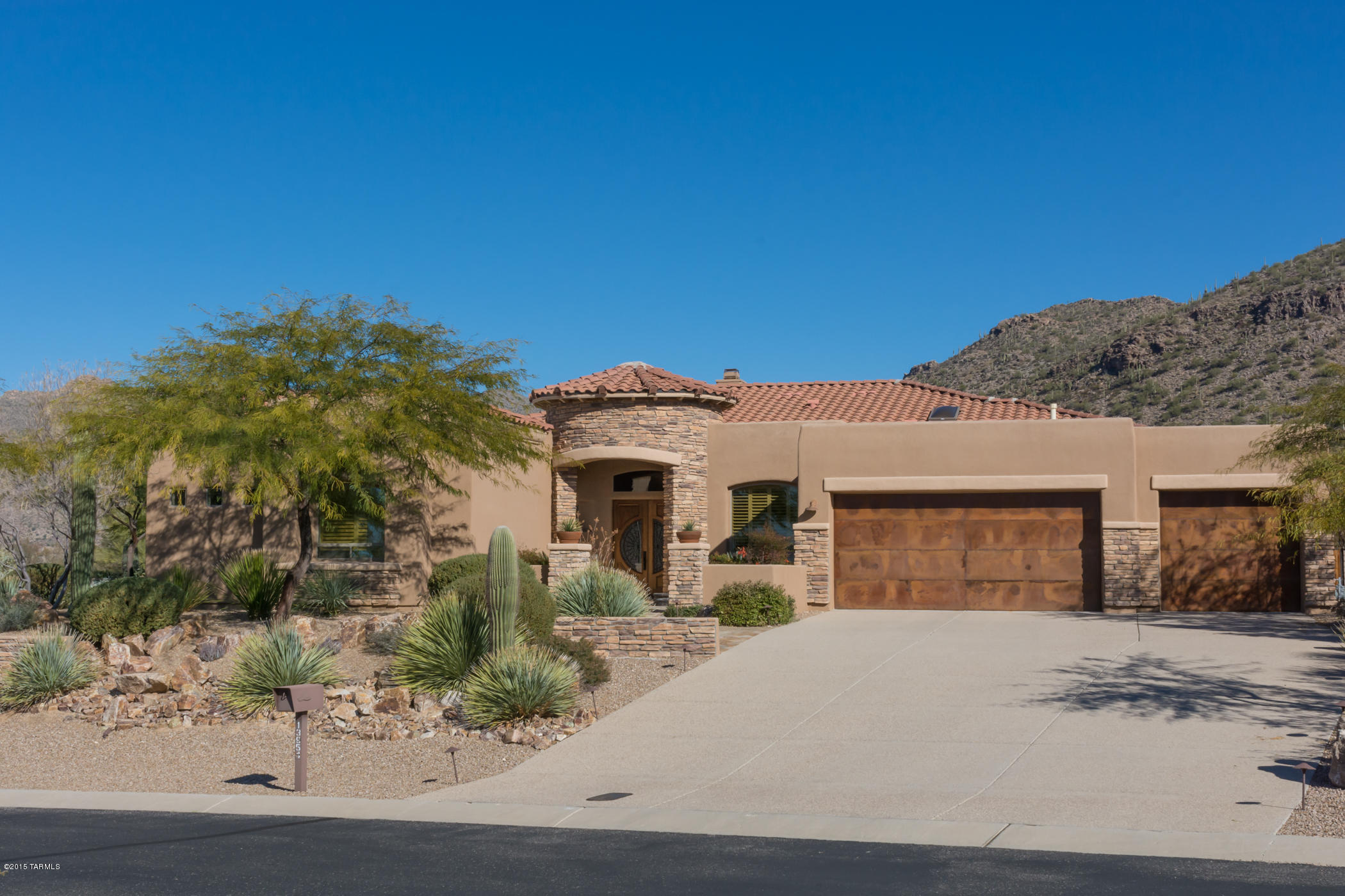 Dos Lagos at Dove Mountain (1-91) - Residential