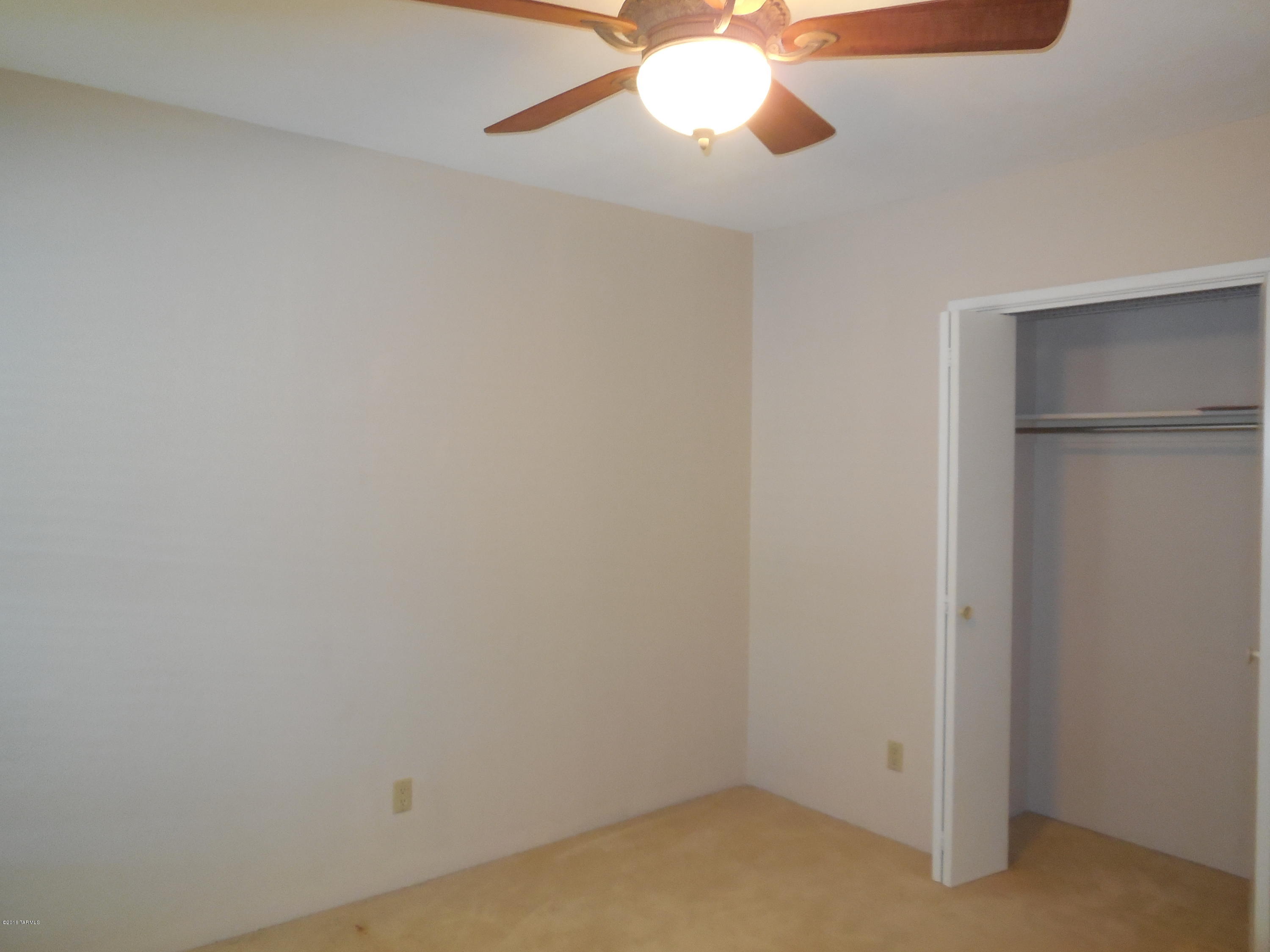 Tierra Serena Townhouses (1-117) - Residential Lease