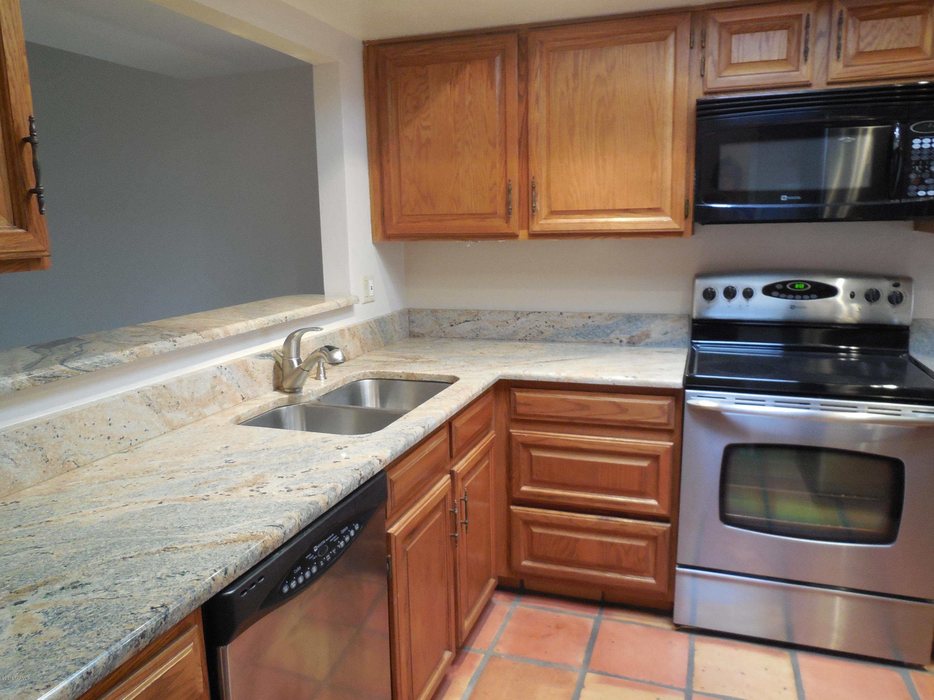 Tierra Serena Townhouses (1-117) - Residential Lease