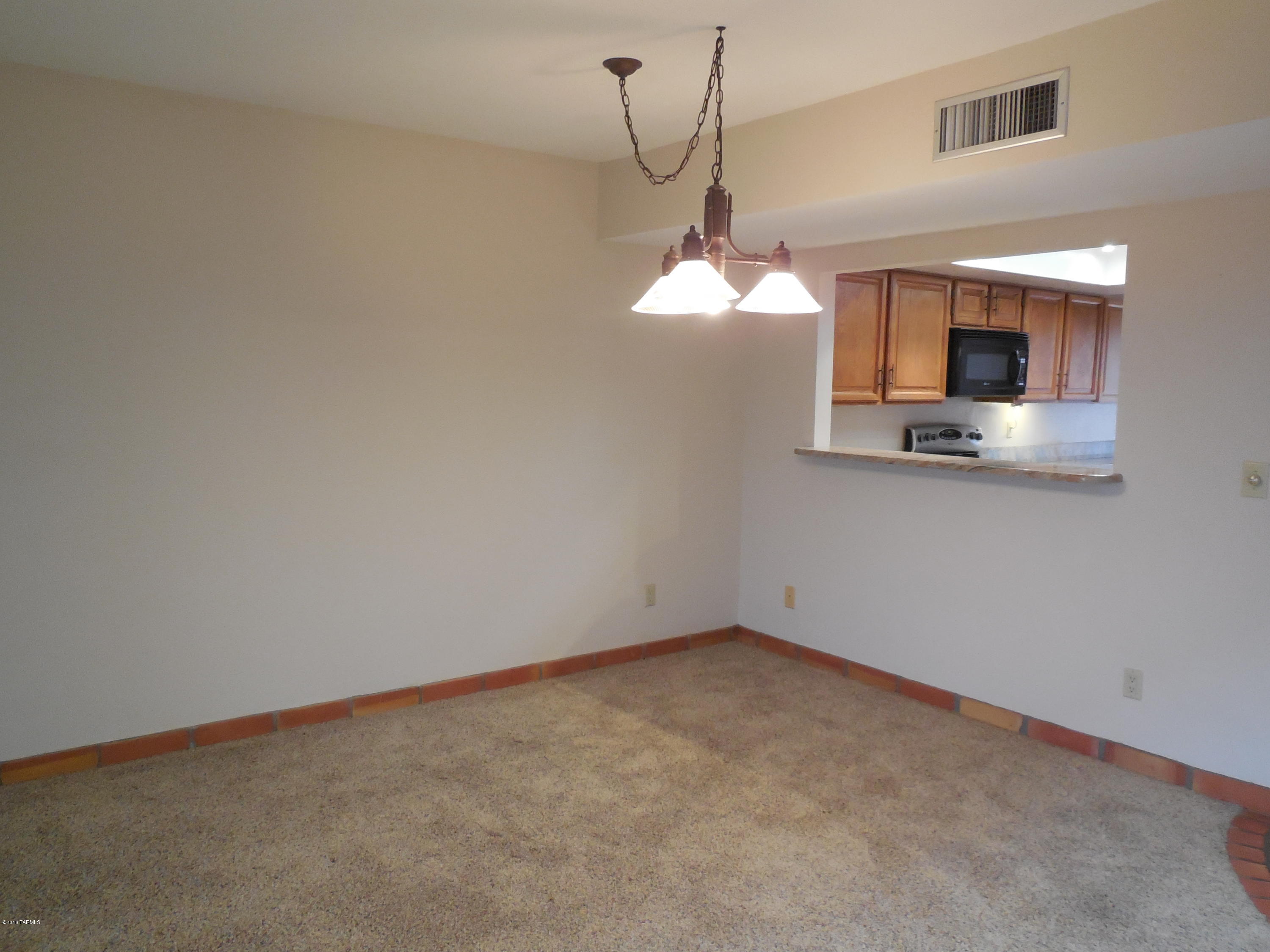 Tierra Serena Townhouses (1-117) - Residential Lease