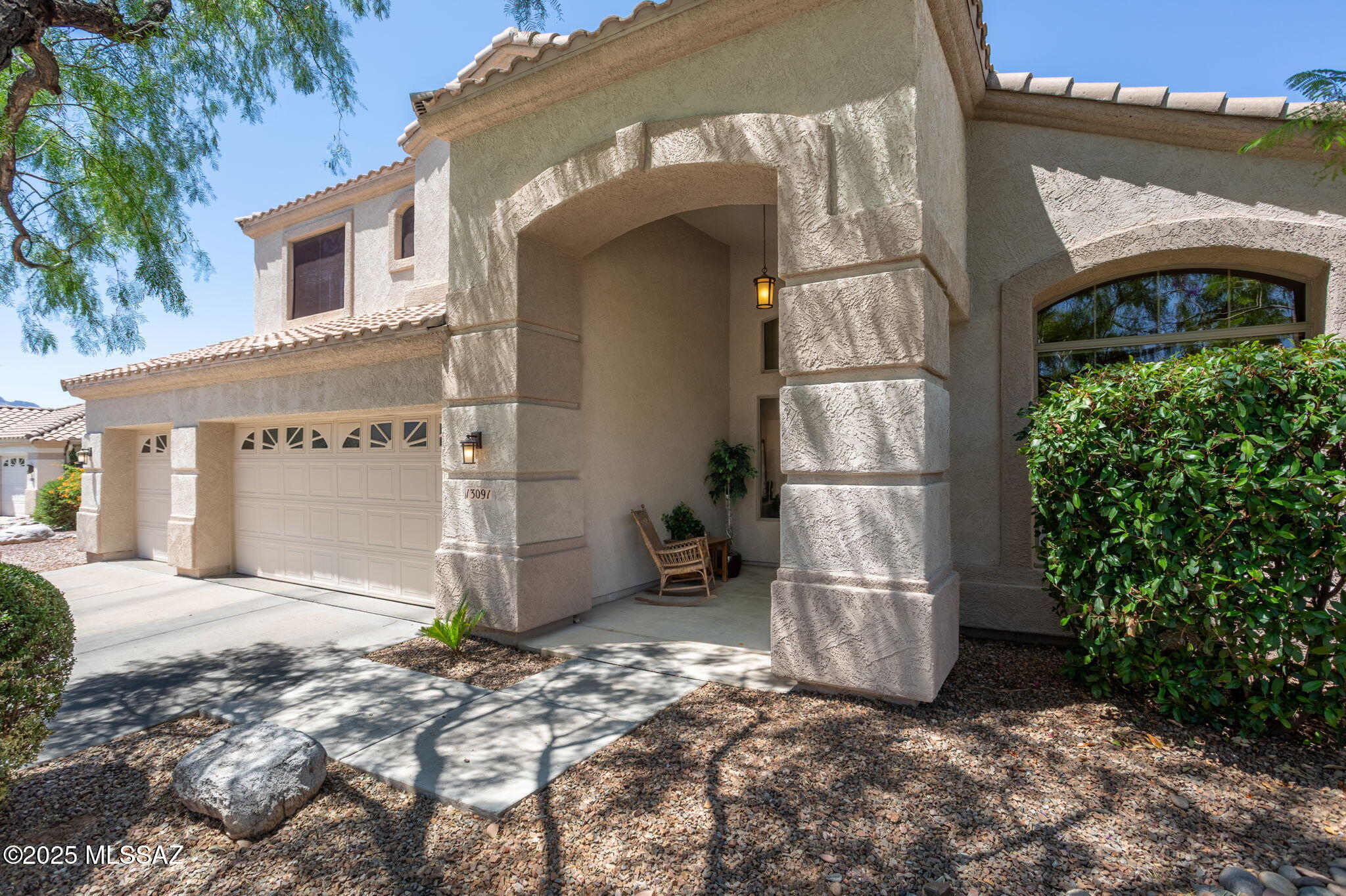 13091 N Pioneer Way