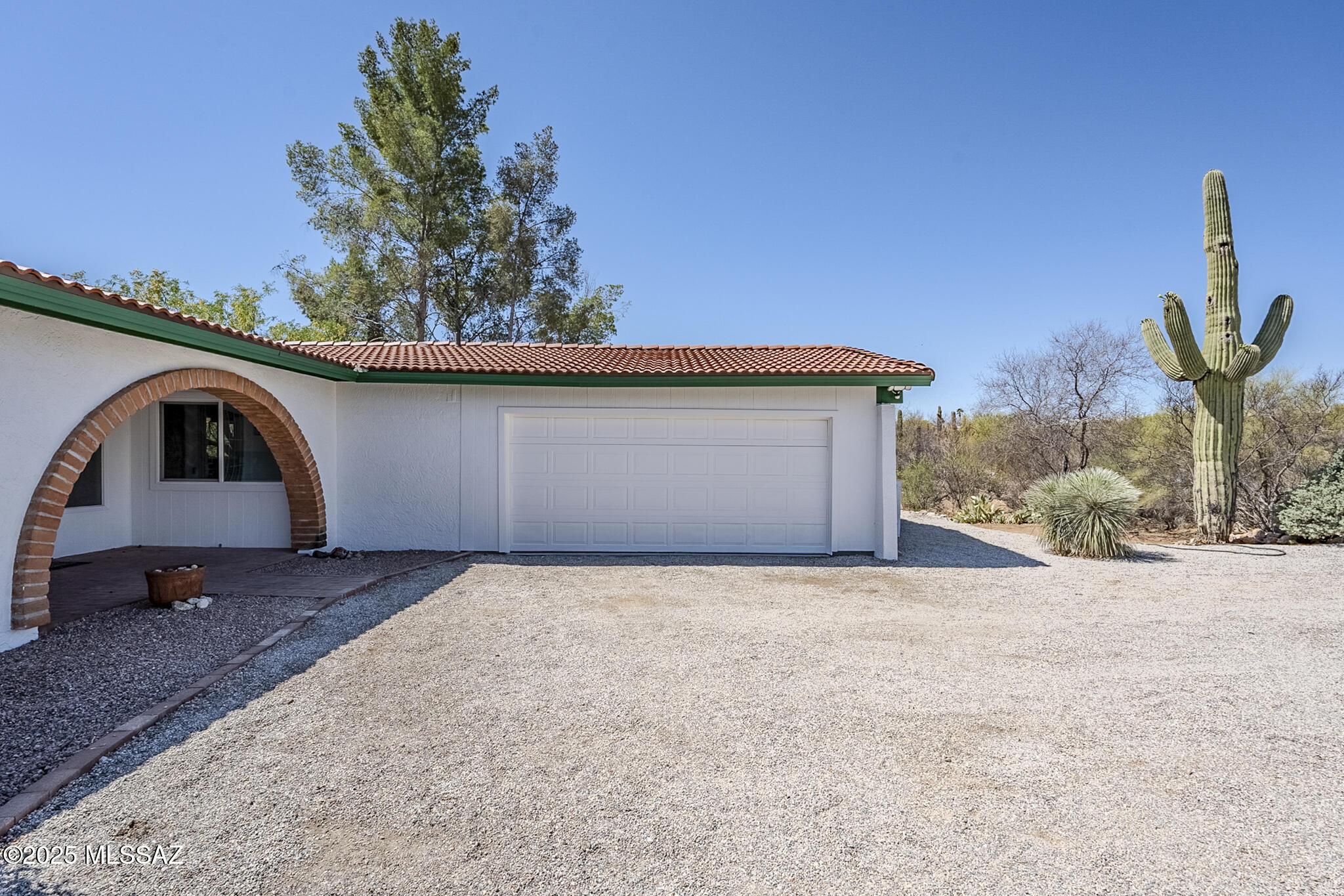 1341 S Camino Del Sol