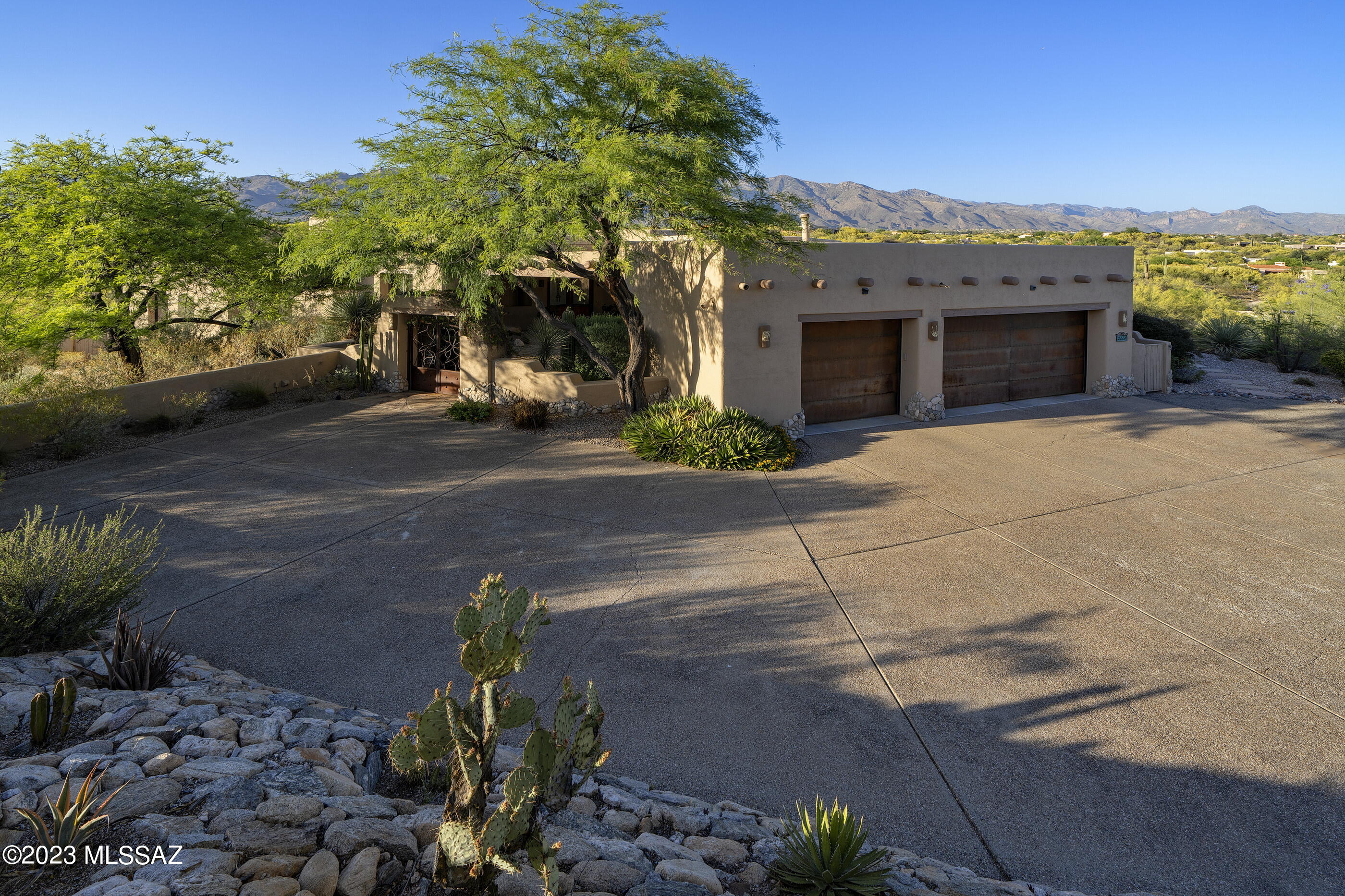 Catalina Foothills Estates NO. 10 (194-211) - Residential