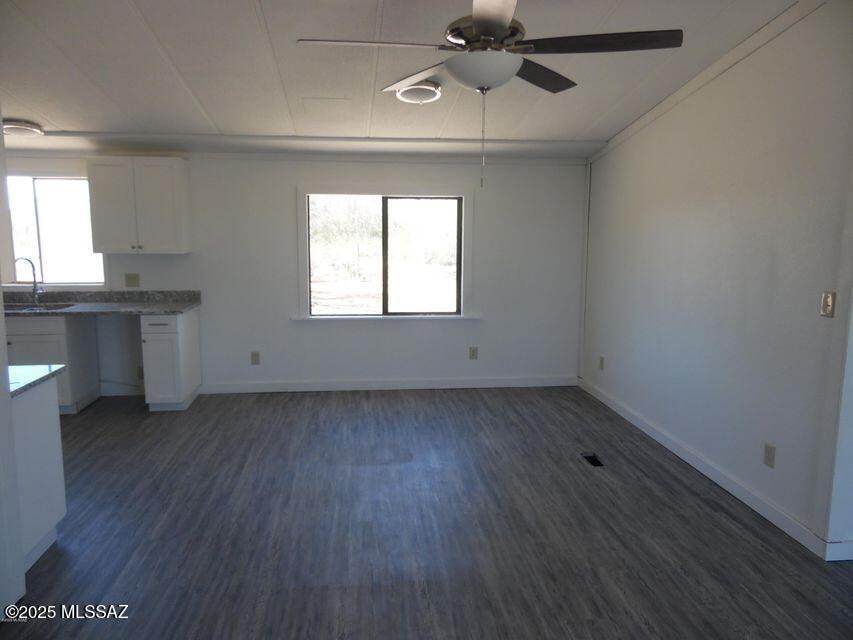 Tucson, Arizona 85743, United States, 5 Bedrooms Bedrooms, ,2 BathroomsBathrooms,Residential,Pending,184634