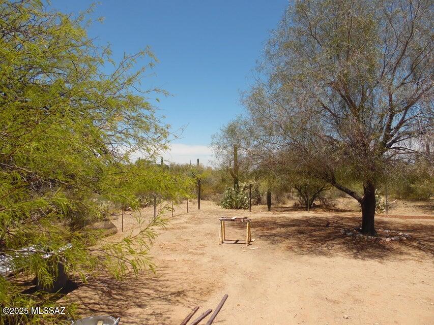 Tucson, Arizona 85743, United States, 5 Bedrooms Bedrooms, ,2 BathroomsBathrooms,Residential,Pending,184634