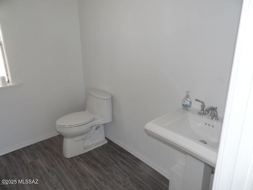 Tucson, Arizona 85743, United States, 5 Bedrooms Bedrooms, ,2 BathroomsBathrooms,Residential,Pending,184634