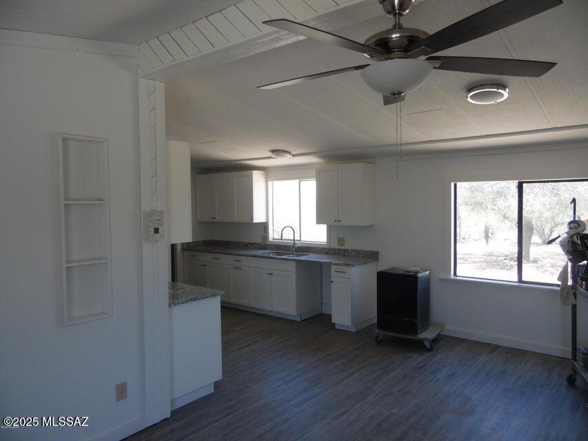 Tucson, Arizona 85743, United States, 5 Bedrooms Bedrooms, ,2 BathroomsBathrooms,Residential,Pending,184634