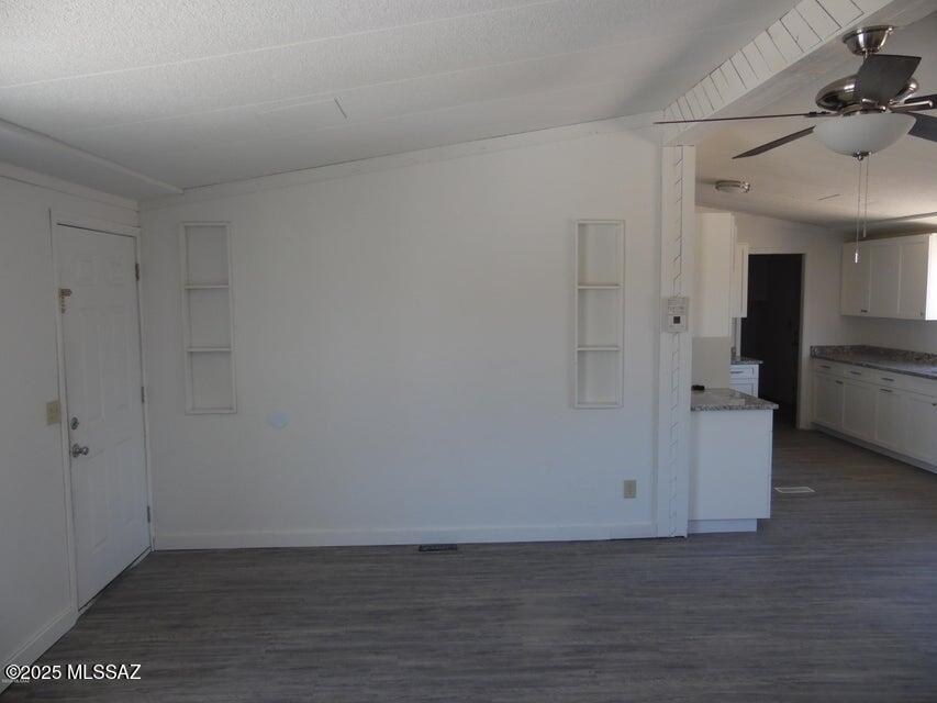 Tucson, Arizona 85743, United States, 5 Bedrooms Bedrooms, ,2 BathroomsBathrooms,Residential,Pending,184634