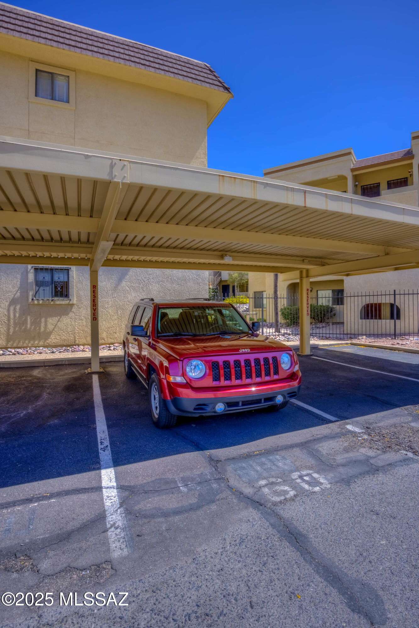 5500 N Valley View Road 107